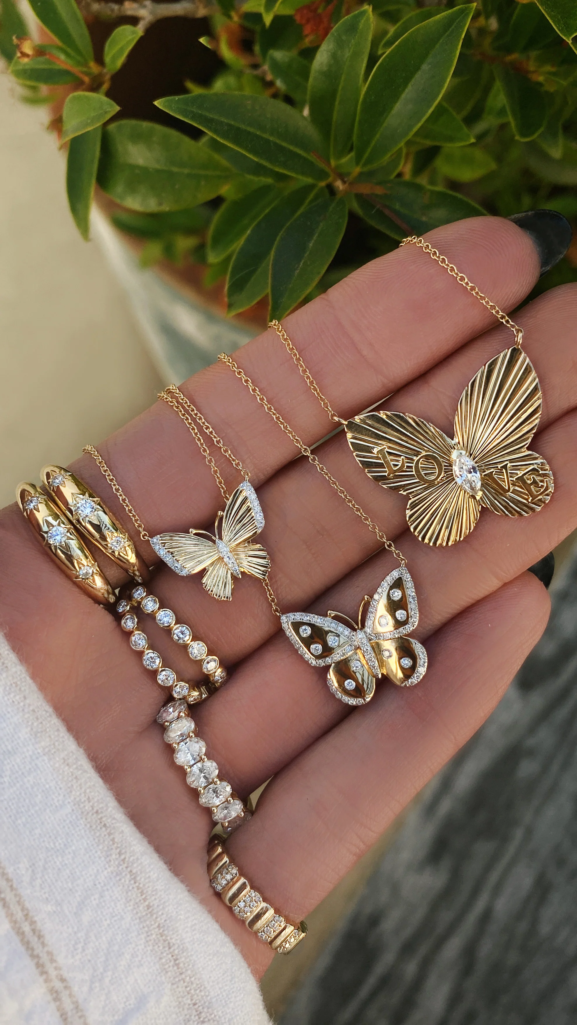 14kt gold and diamond baby butterfly burst necklace - Image 6