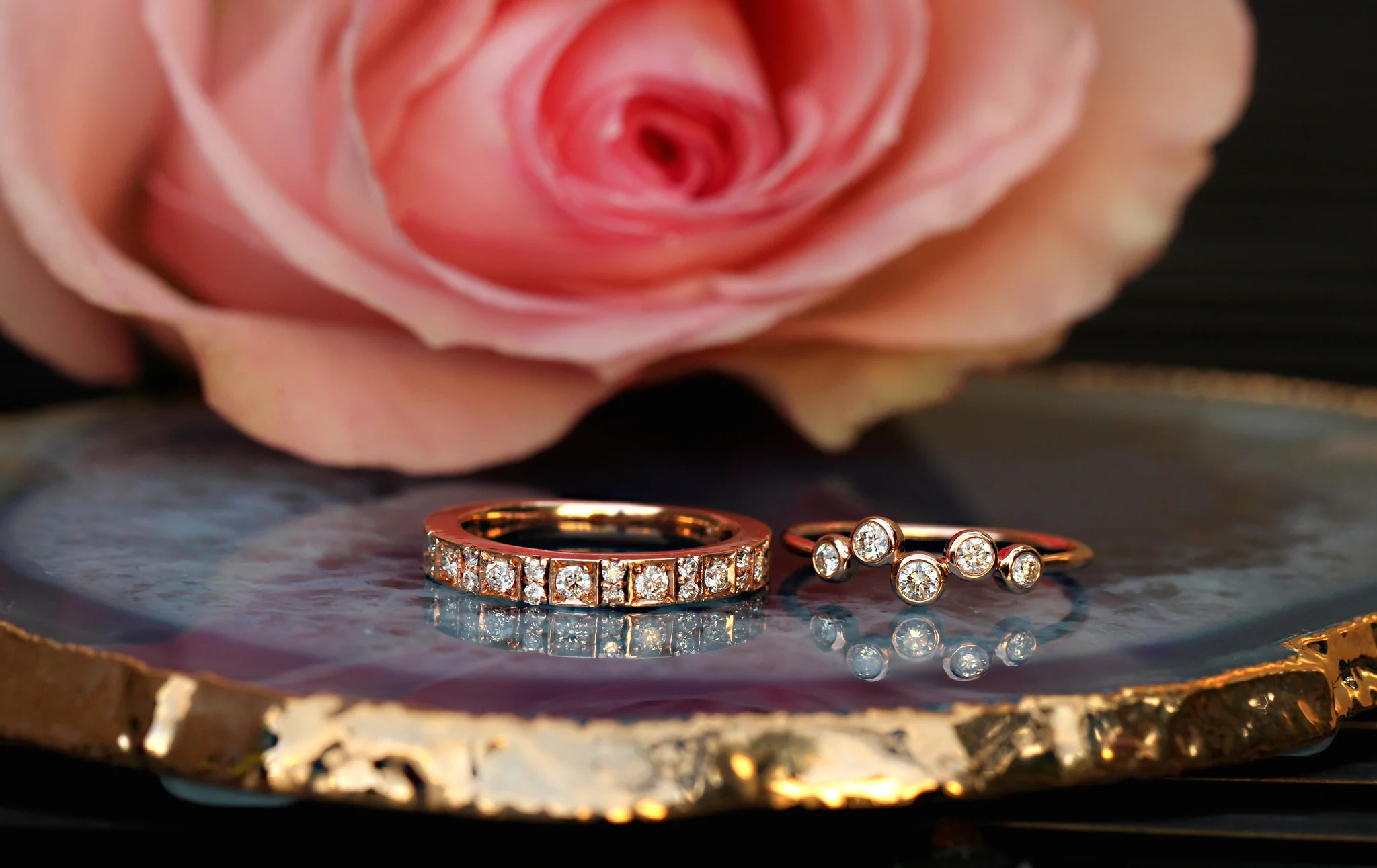 14kt gold and diamond bezel ring - Image 3