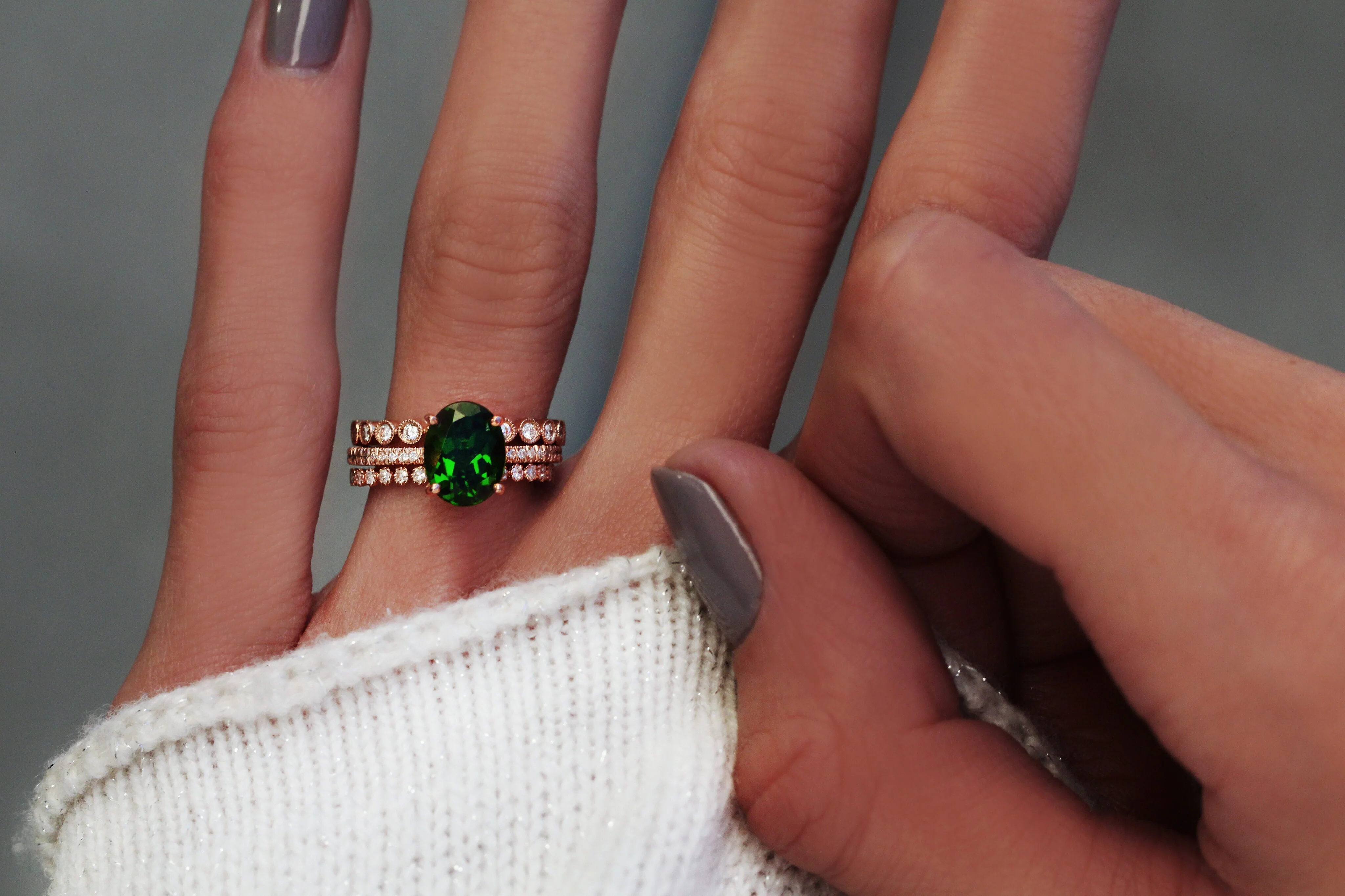 14kt gold and diamond chrome green tourmaline solitaire eternity ring - Image 4