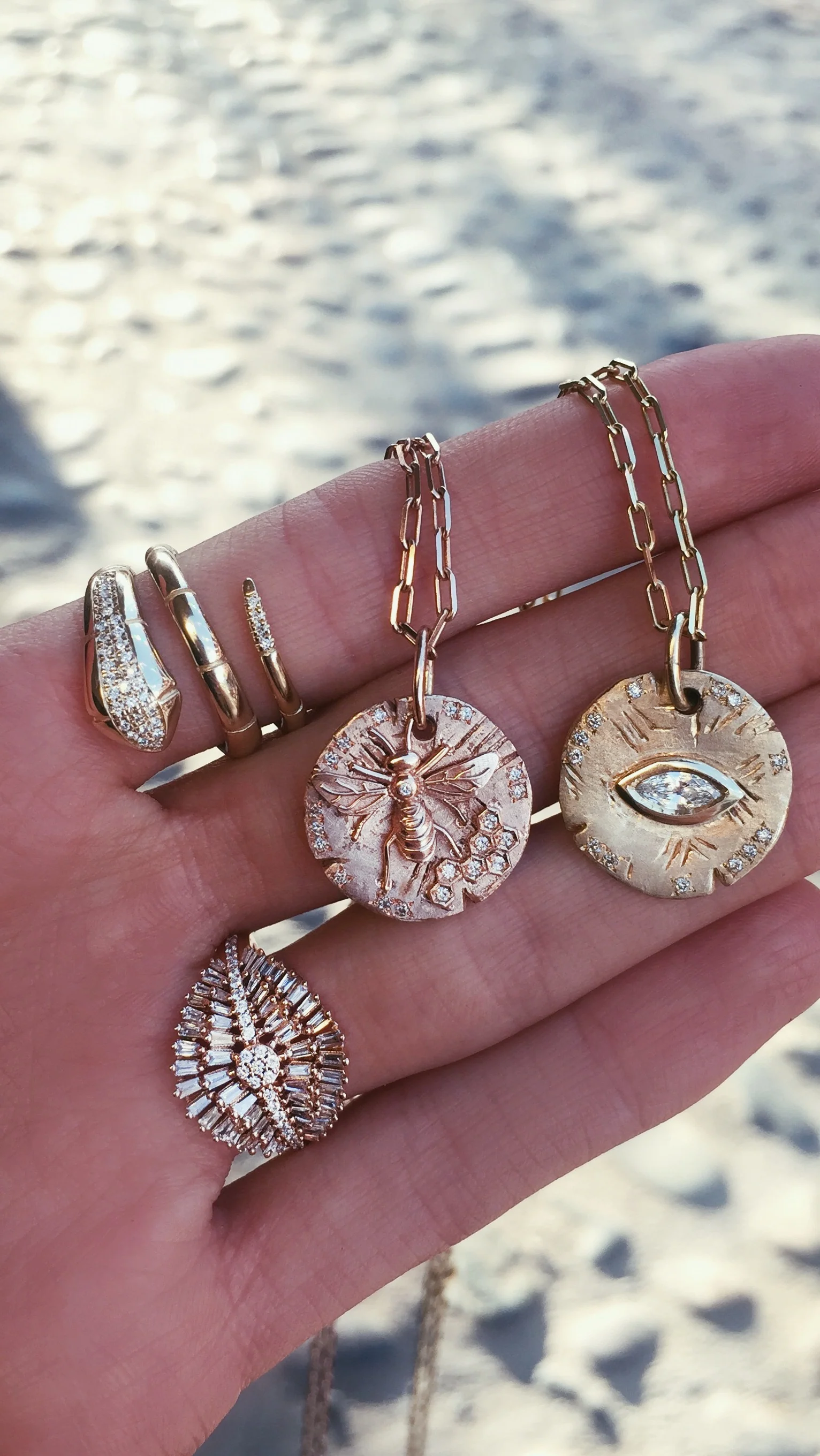 14kt gold and diamond honey bee coin necklace - Image 5