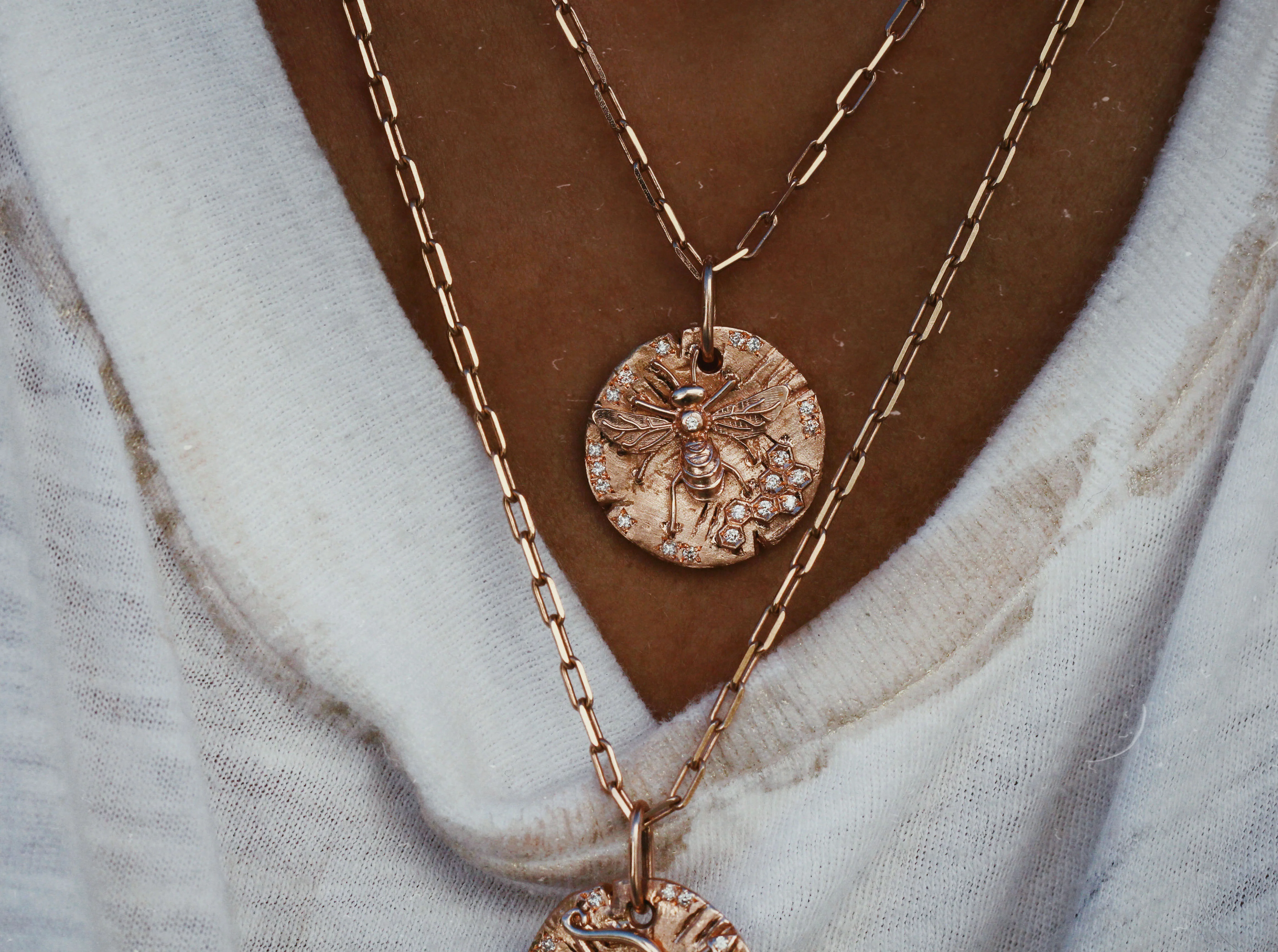 14kt gold and diamond honey bee coin necklace - Image 6