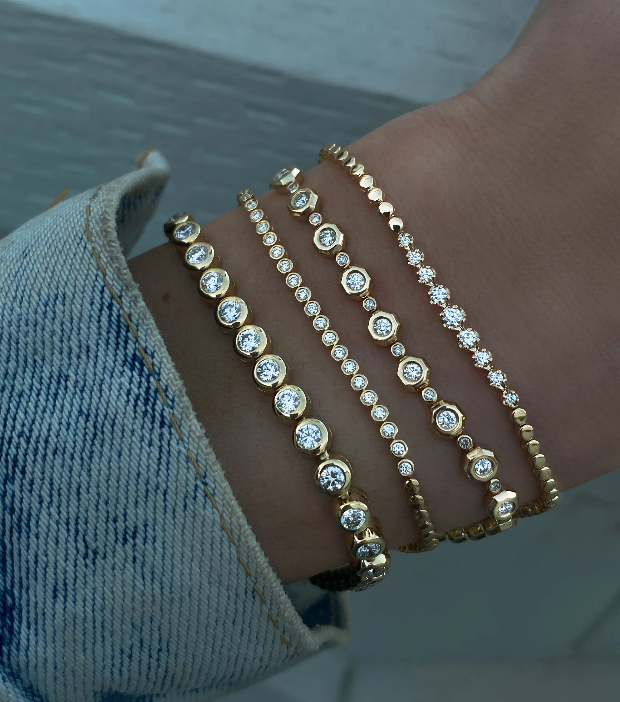 14kt gold and diamond honey comb tennis bracelet - Image 4