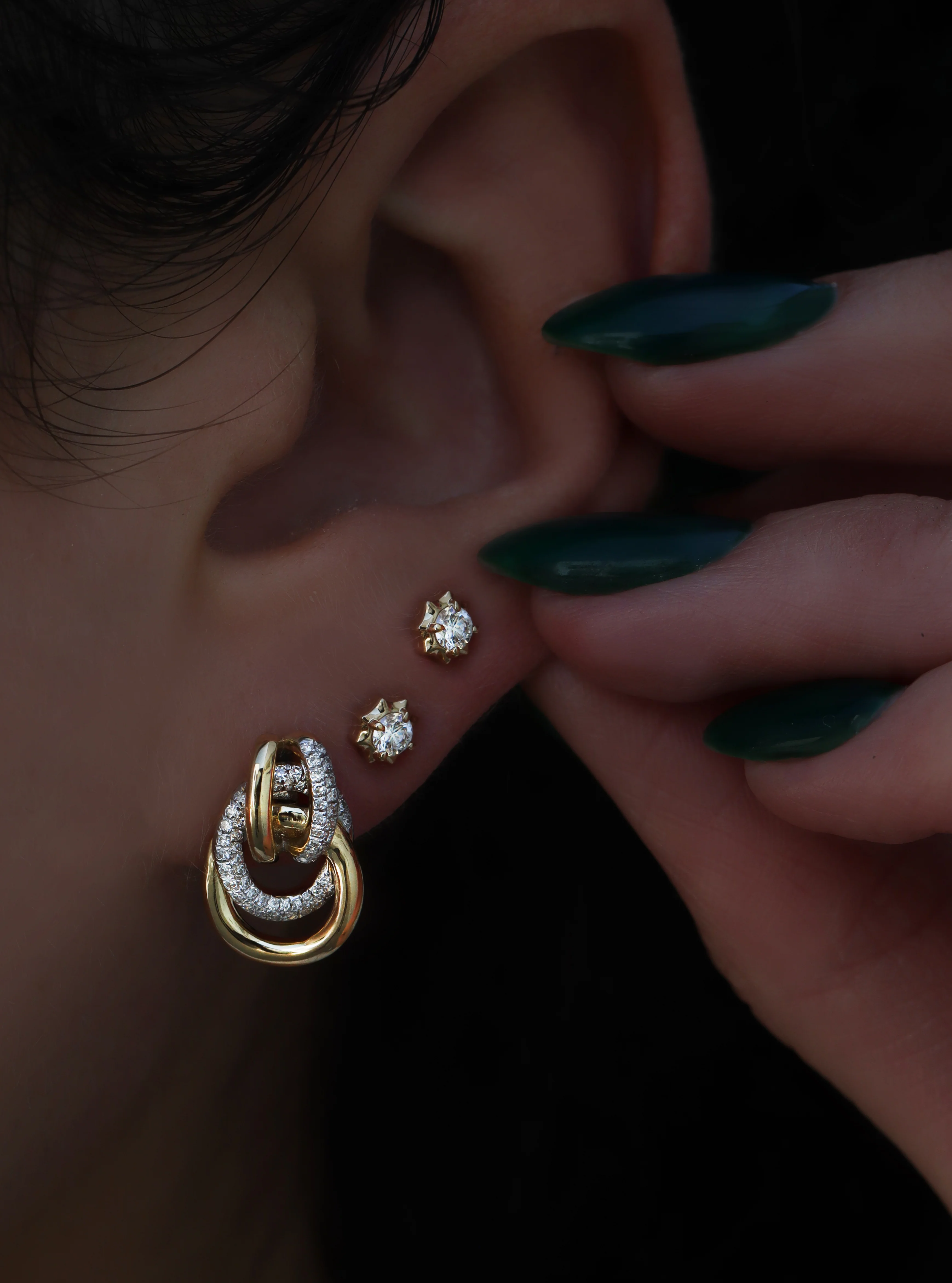 14kt gold and diamond knot stud - Image 2