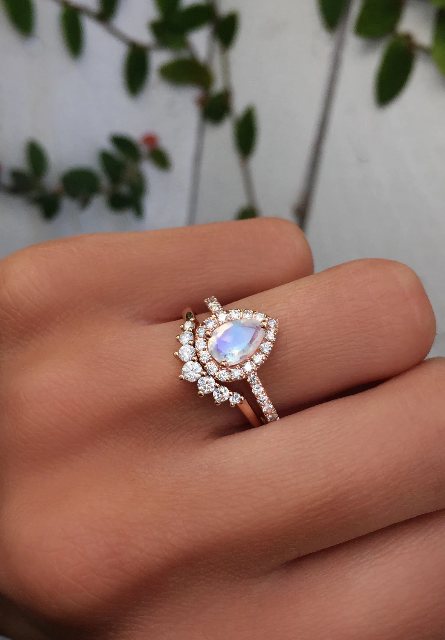 14kt gold and diamond large single band teardrop moonstone ring - Image 3