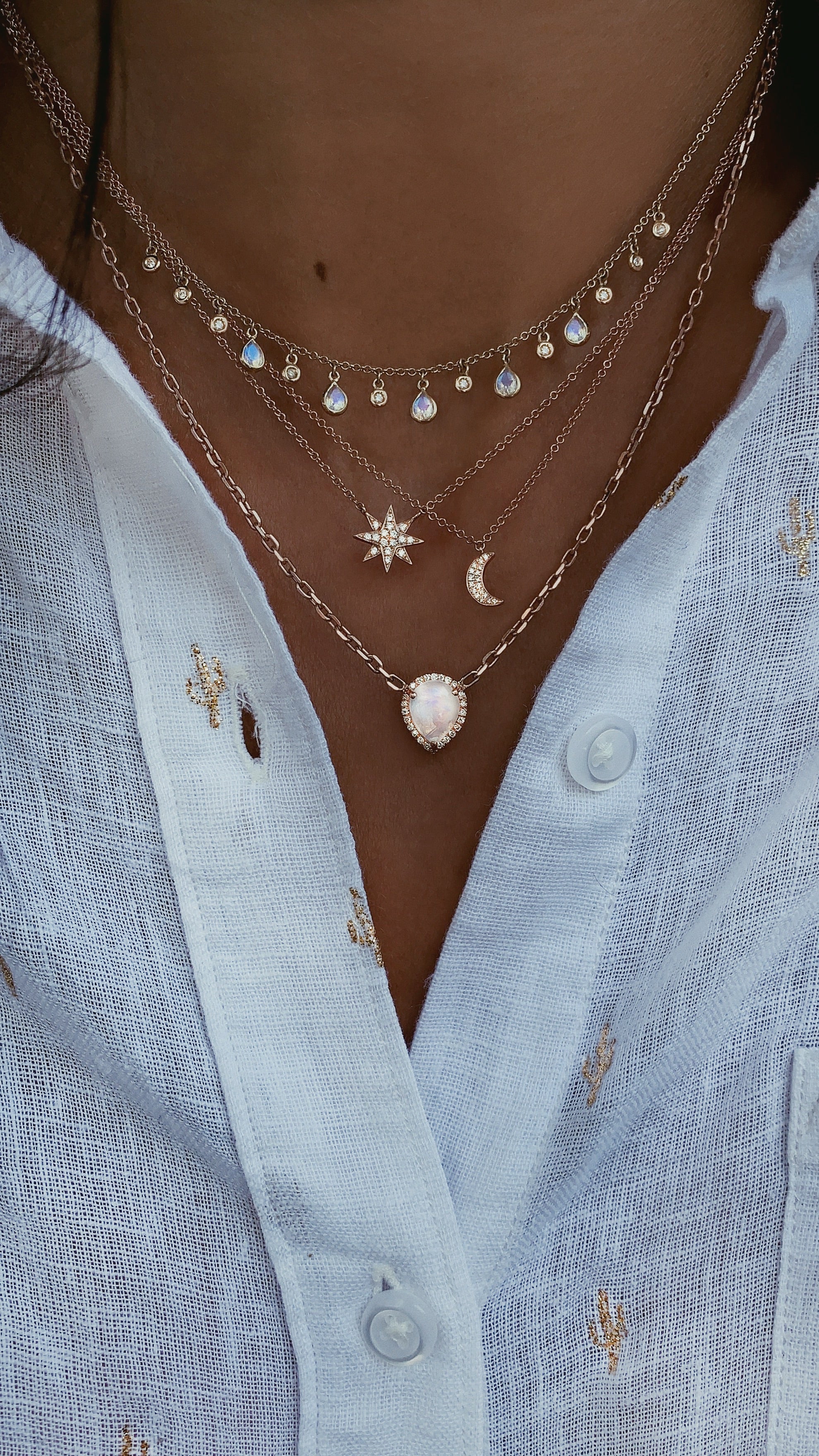 14kt gold and diamond mini crescent moon necklace - Image 3