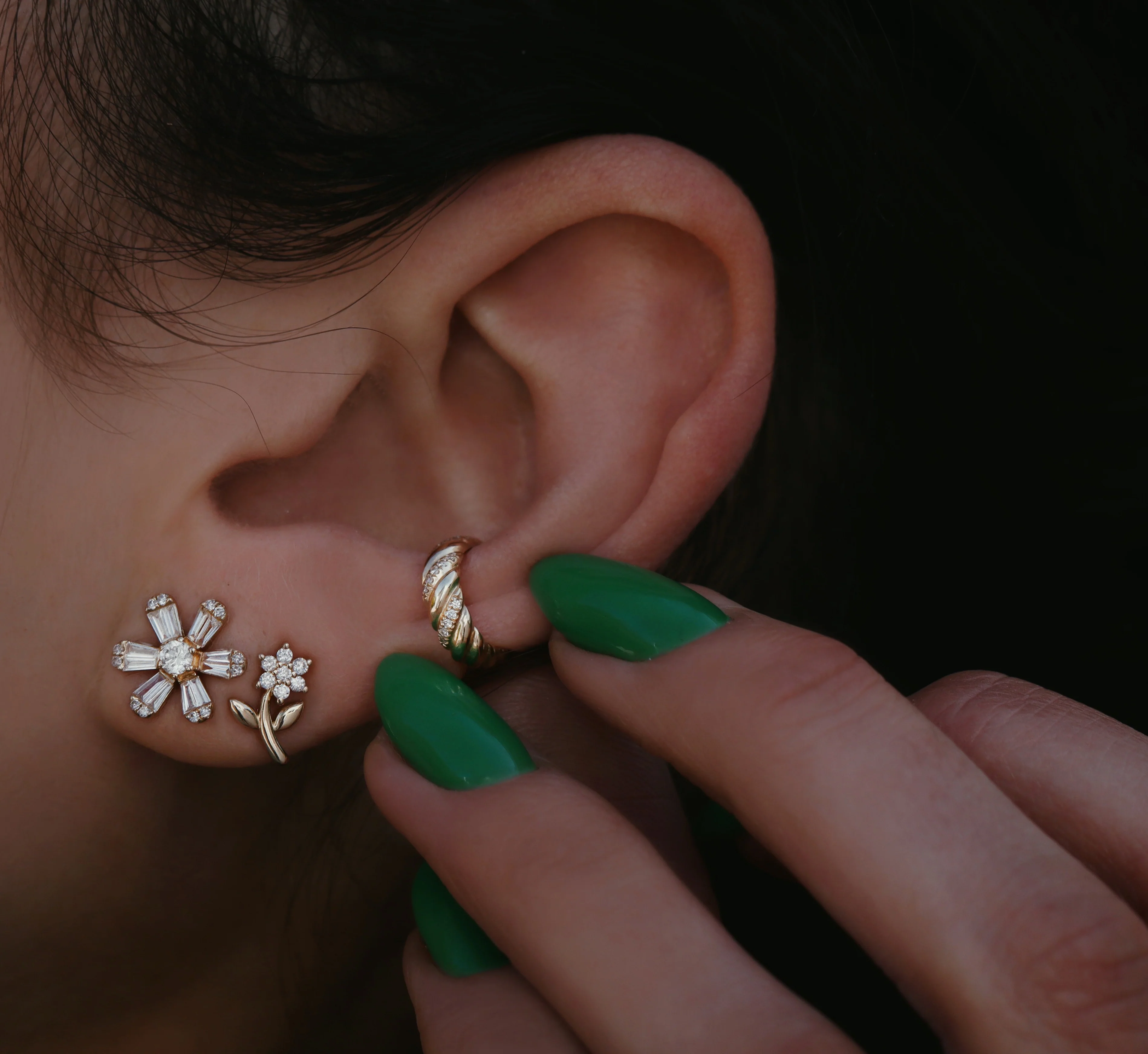 14kt gold and diamond mini flower studs - Image 2