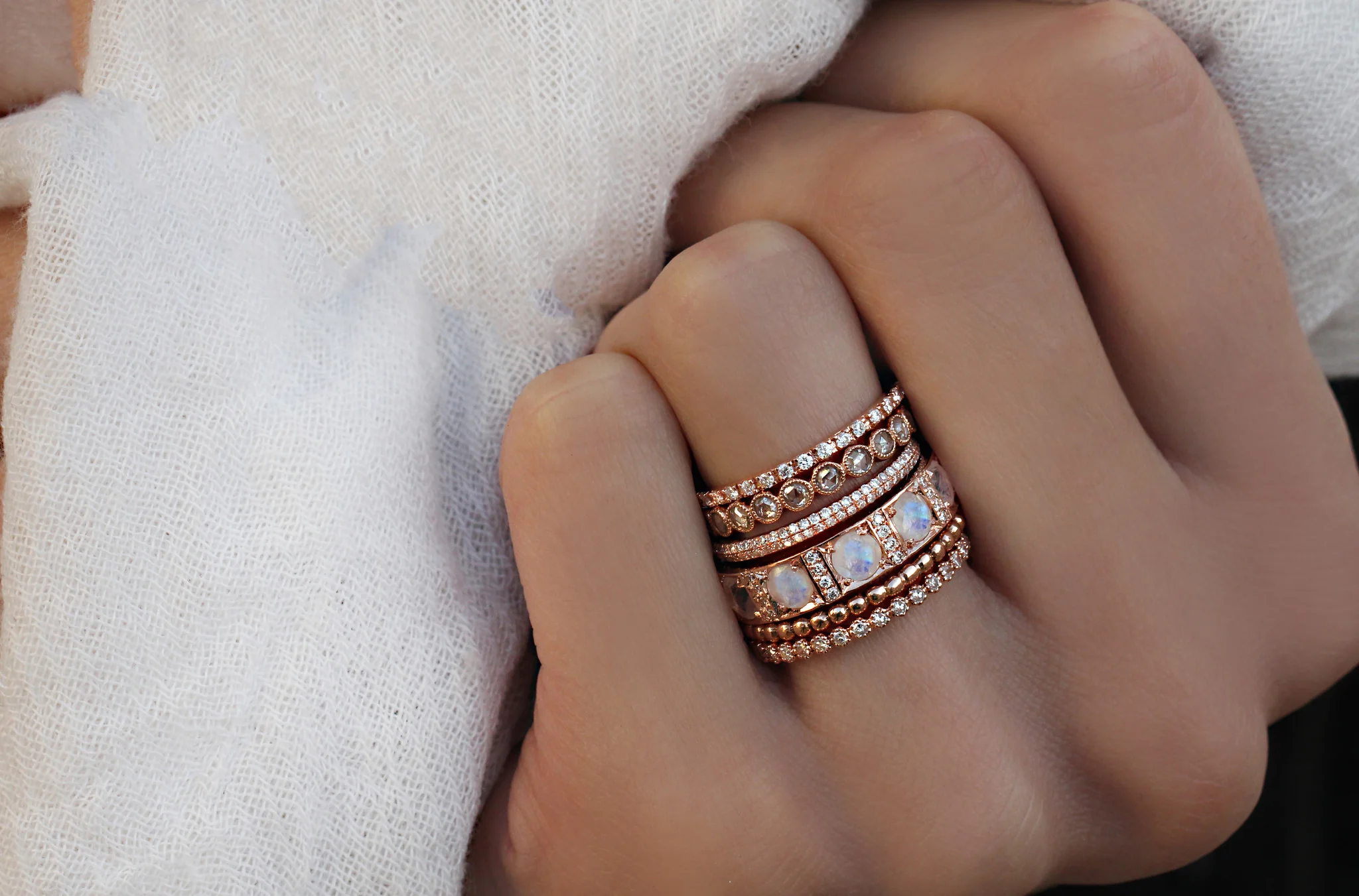 14kt gold diamond and moonstone band - Image 5