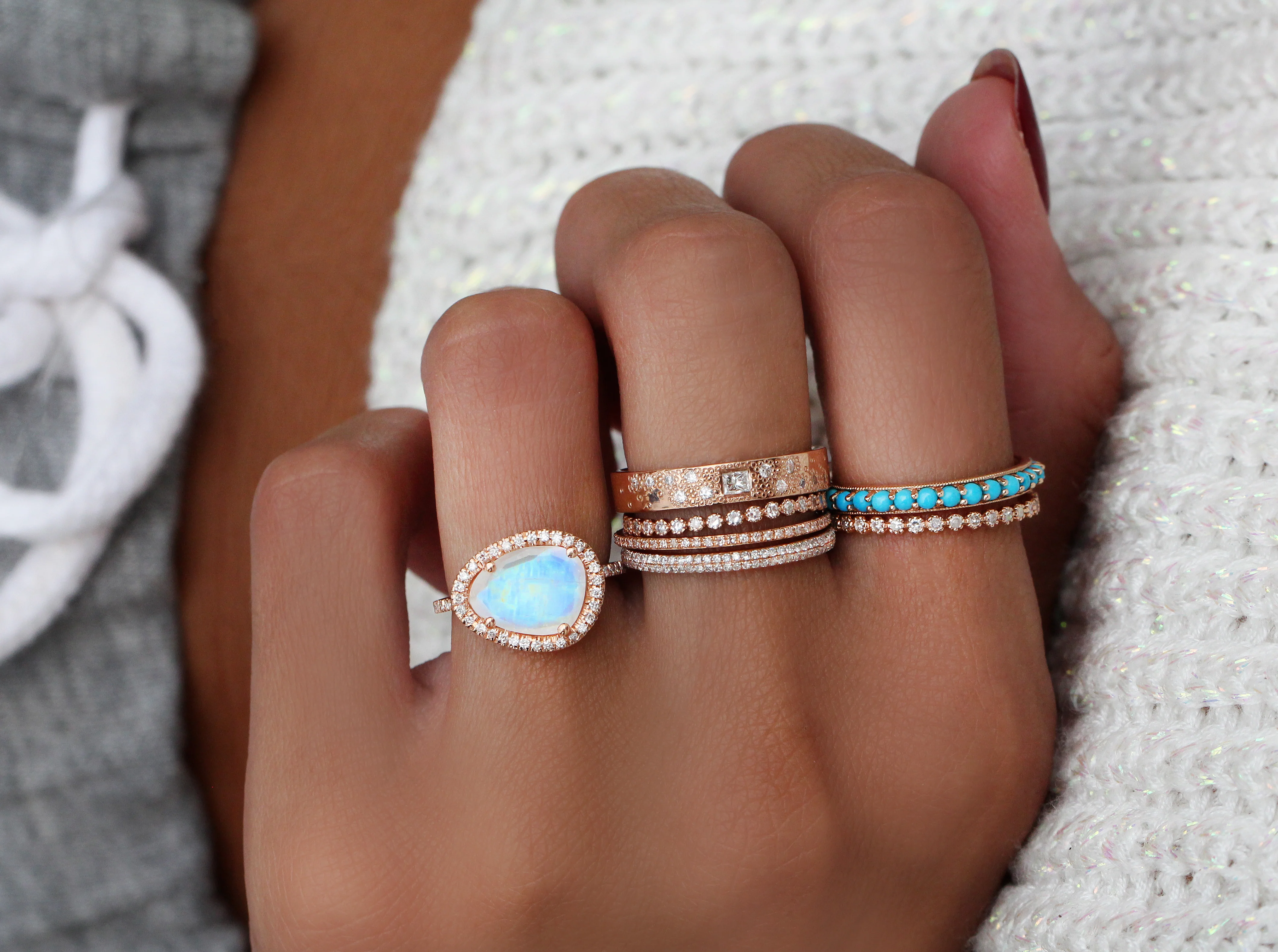 14kt gold and diamond single band moonstone ring - Image 5