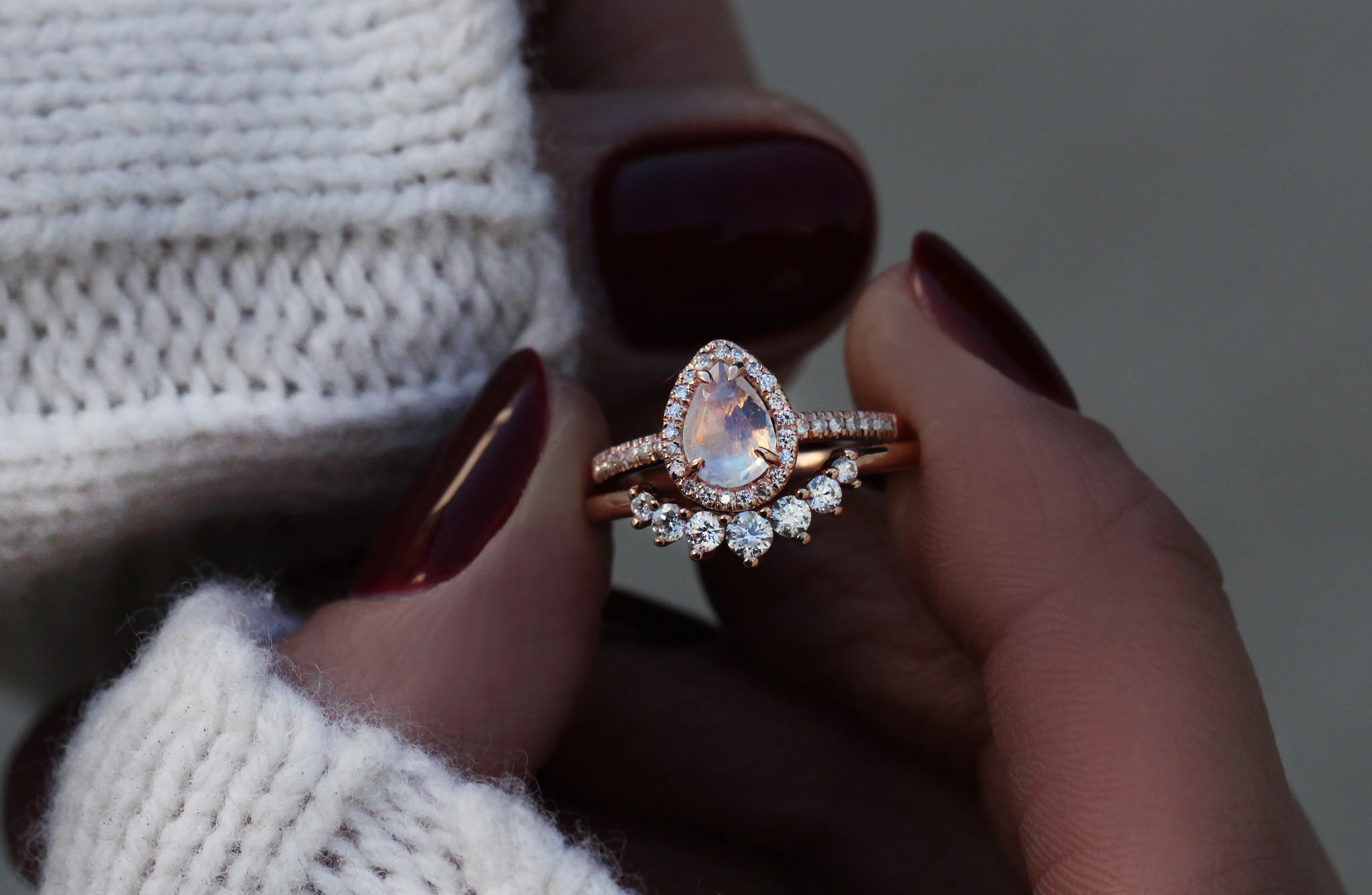 14kt gold and diamond single band teardrop moonstone ring - Image 4