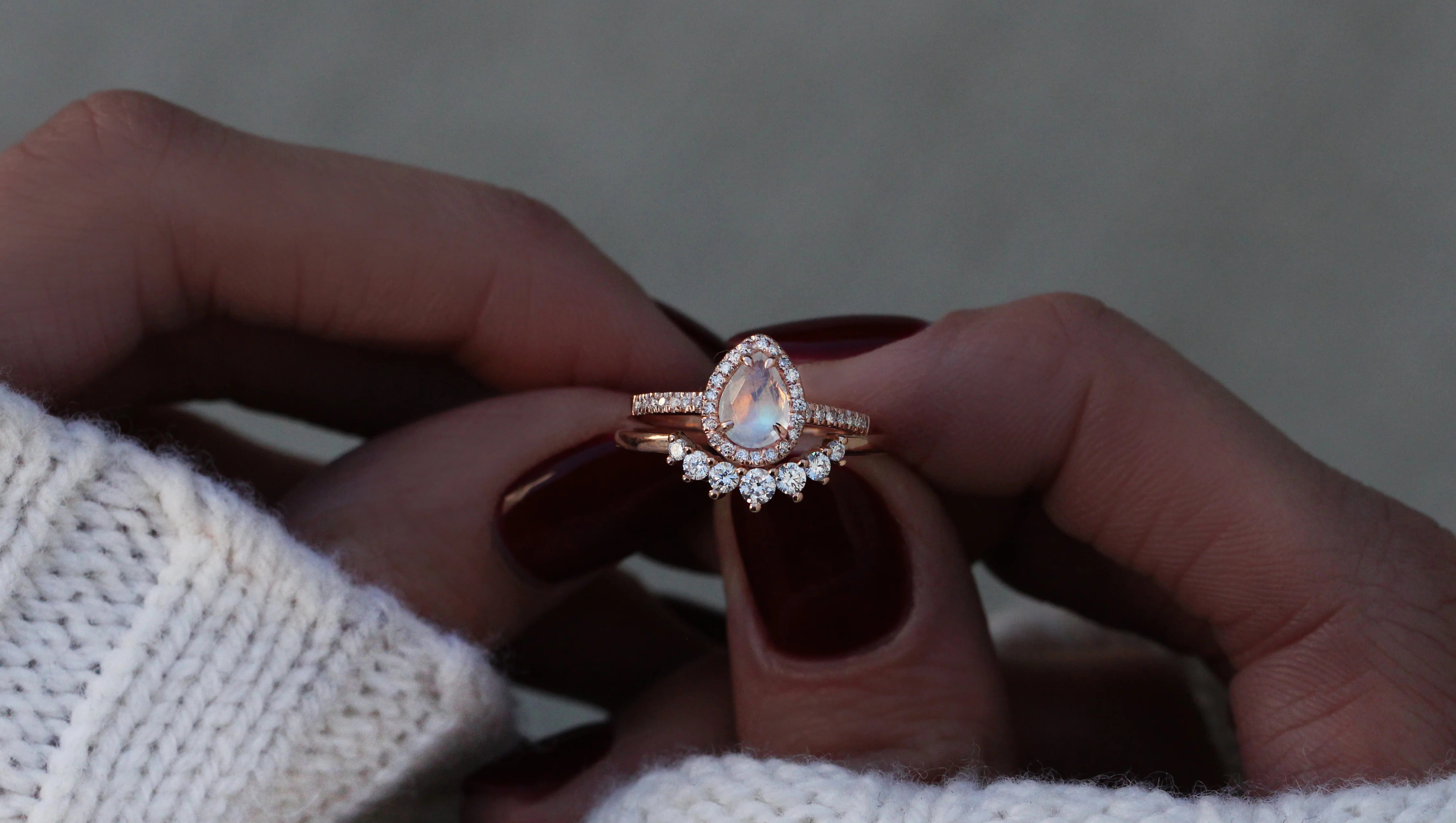 14kt gold and diamond single band teardrop moonstone ring - Image 5
