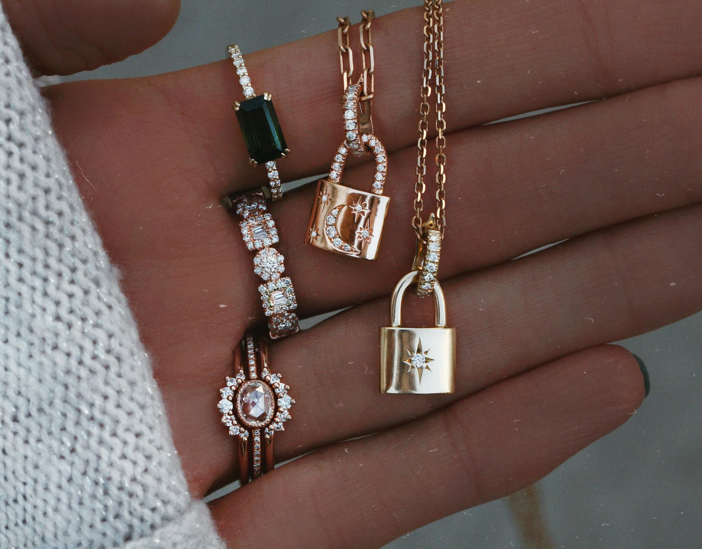 14kt gold and diamond starburst lock necklace - Image 4