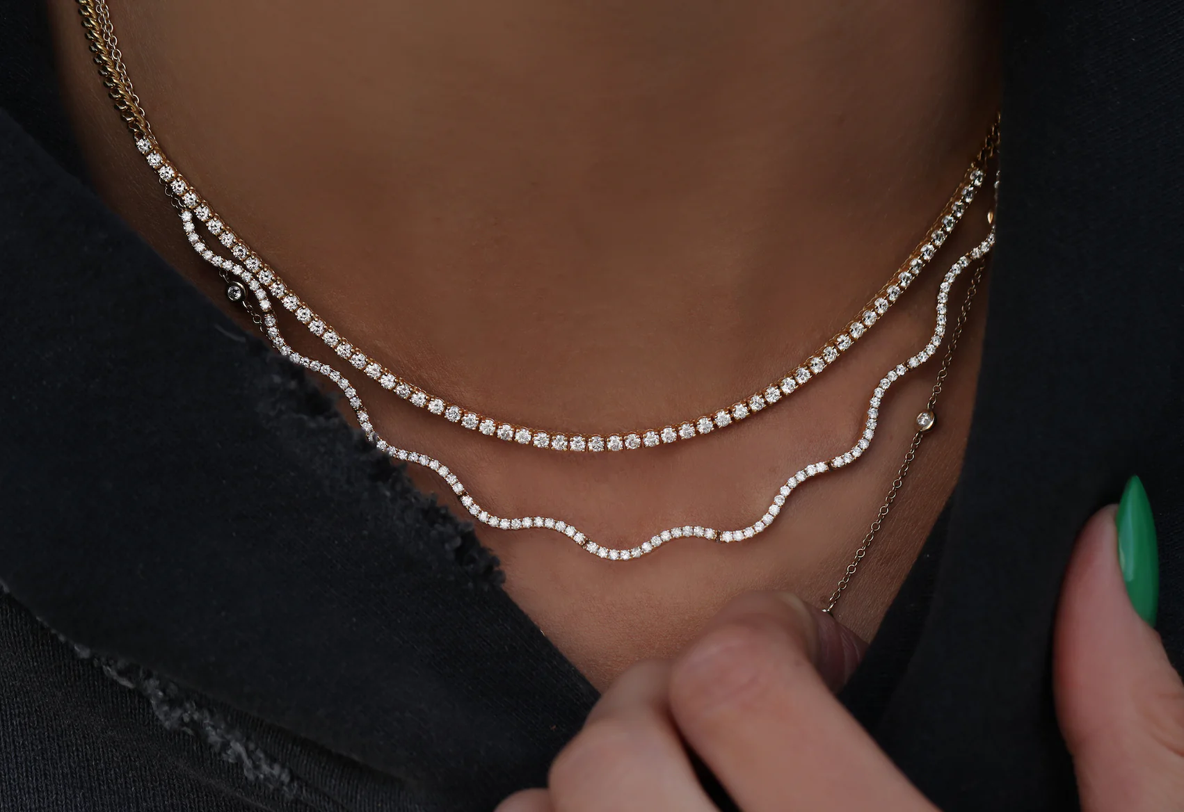 14kt gold and diamond wavy tennis necklace - Image 2