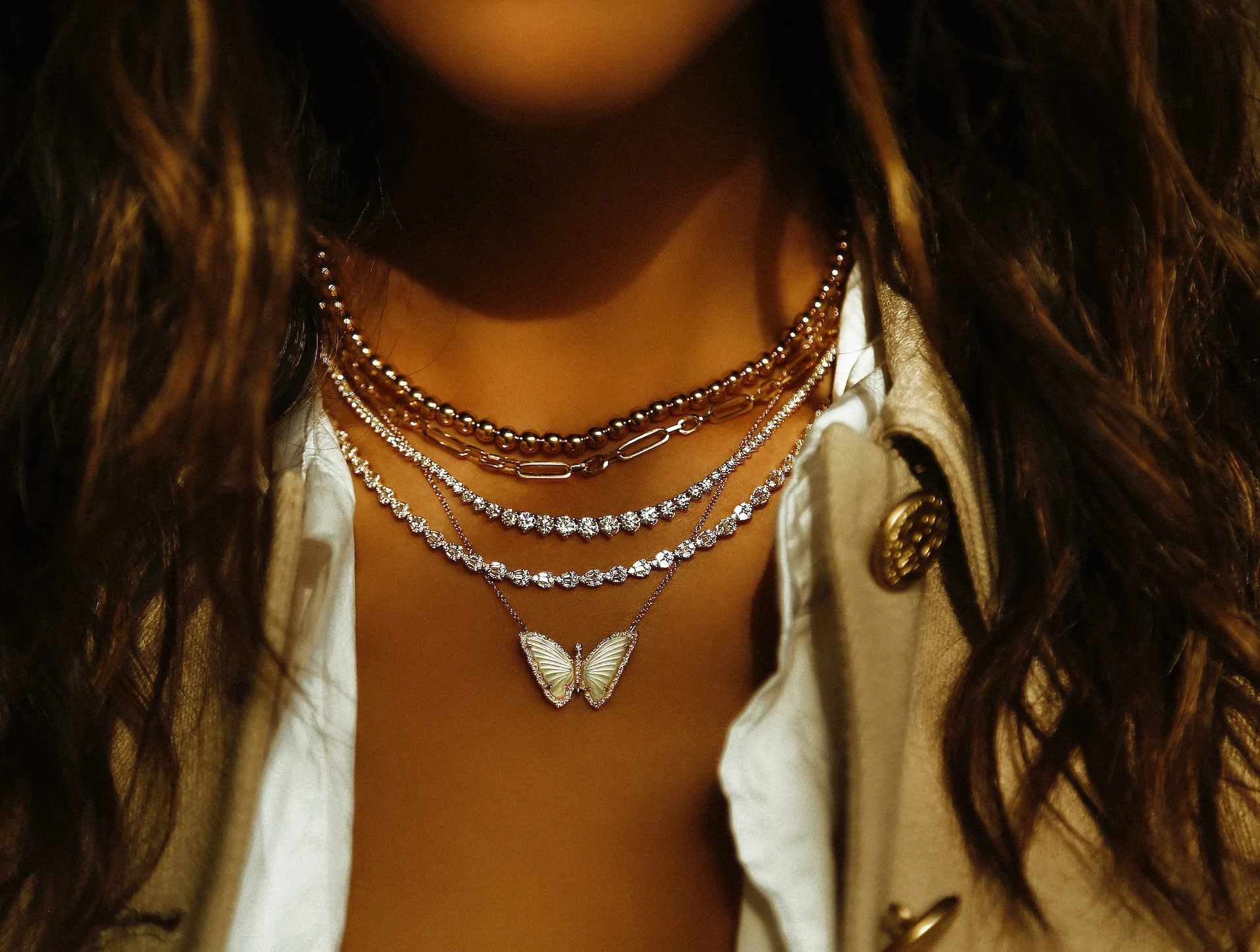 14kt gold and diamond white mother of pearl baby butterfly necklace - Image 5