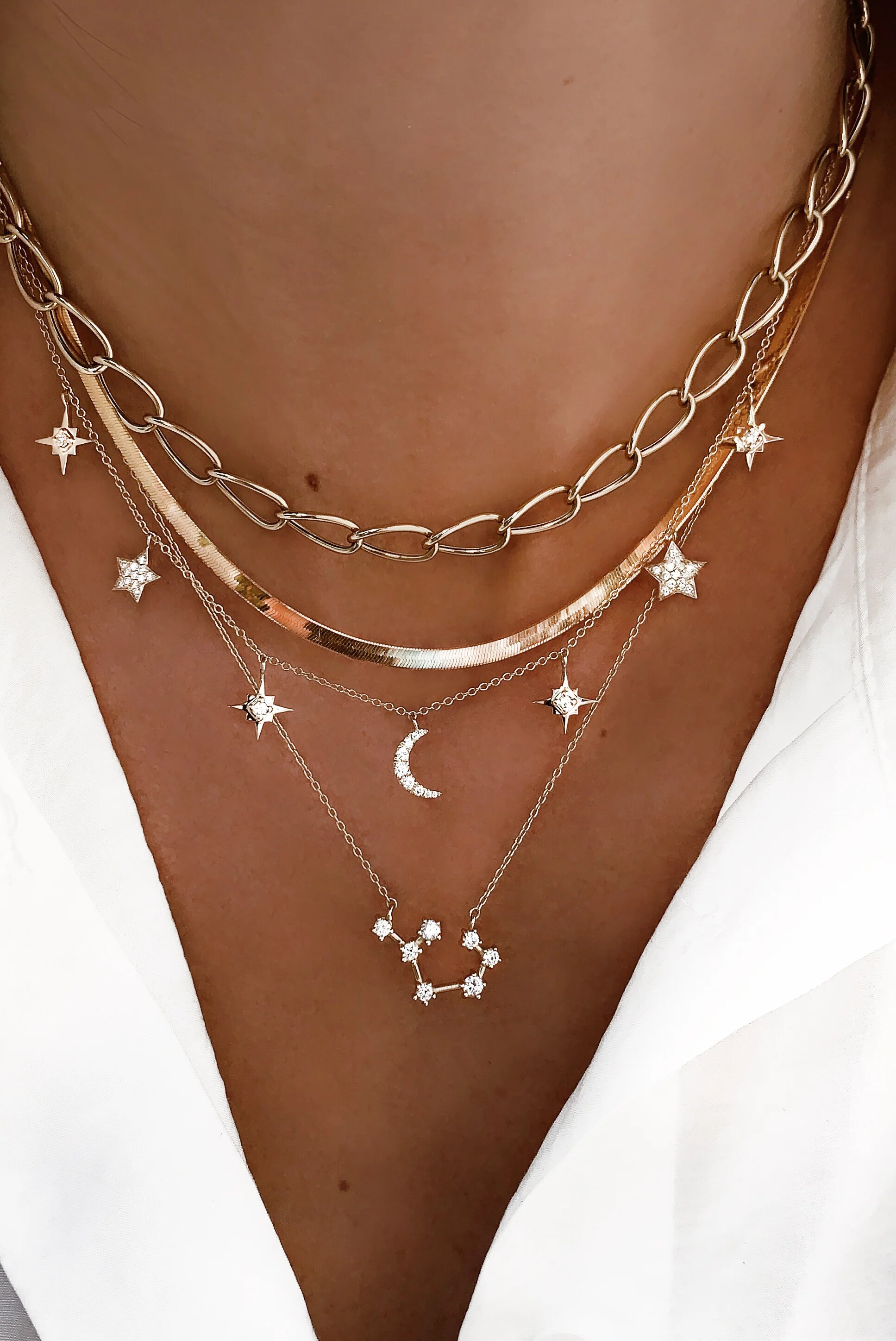 14kt gold and diamond zodiac necklace - Image 4