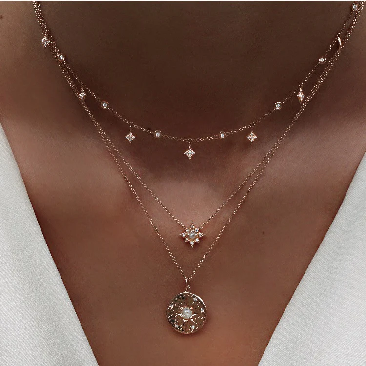 14kt gold and gray diamond starburst hammered disk necklace - Image 7
