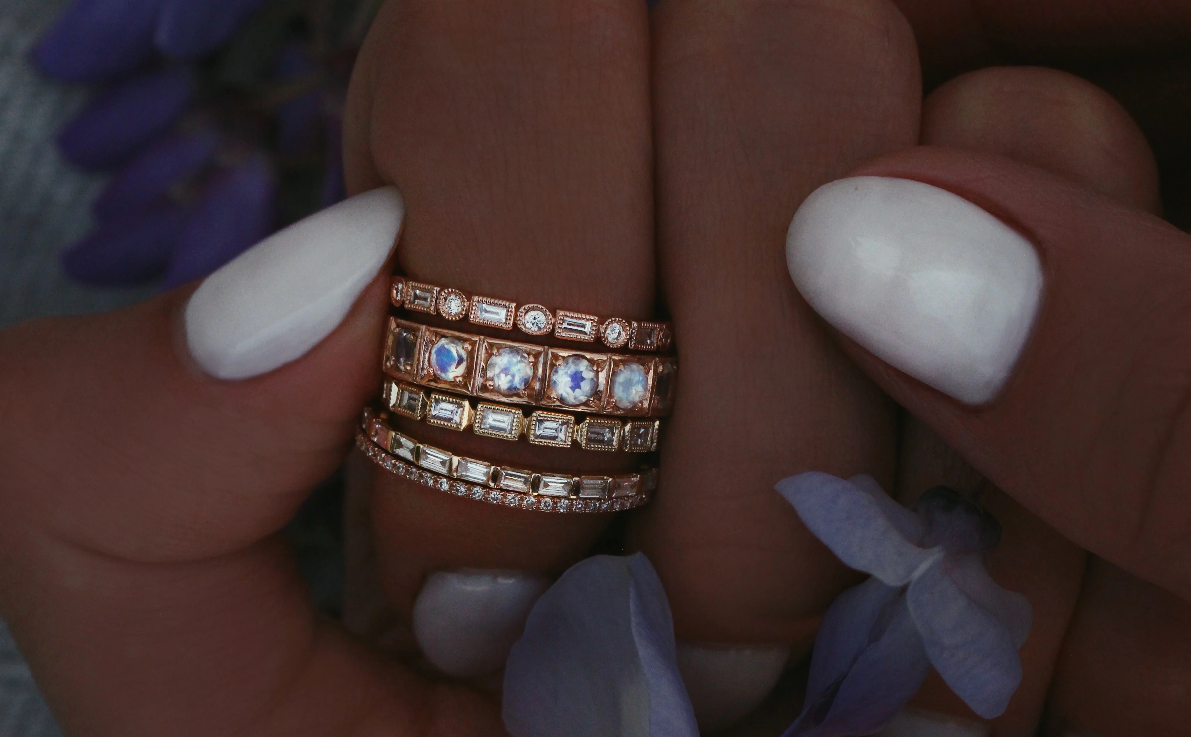 14kt gold moonstone band - Image 4