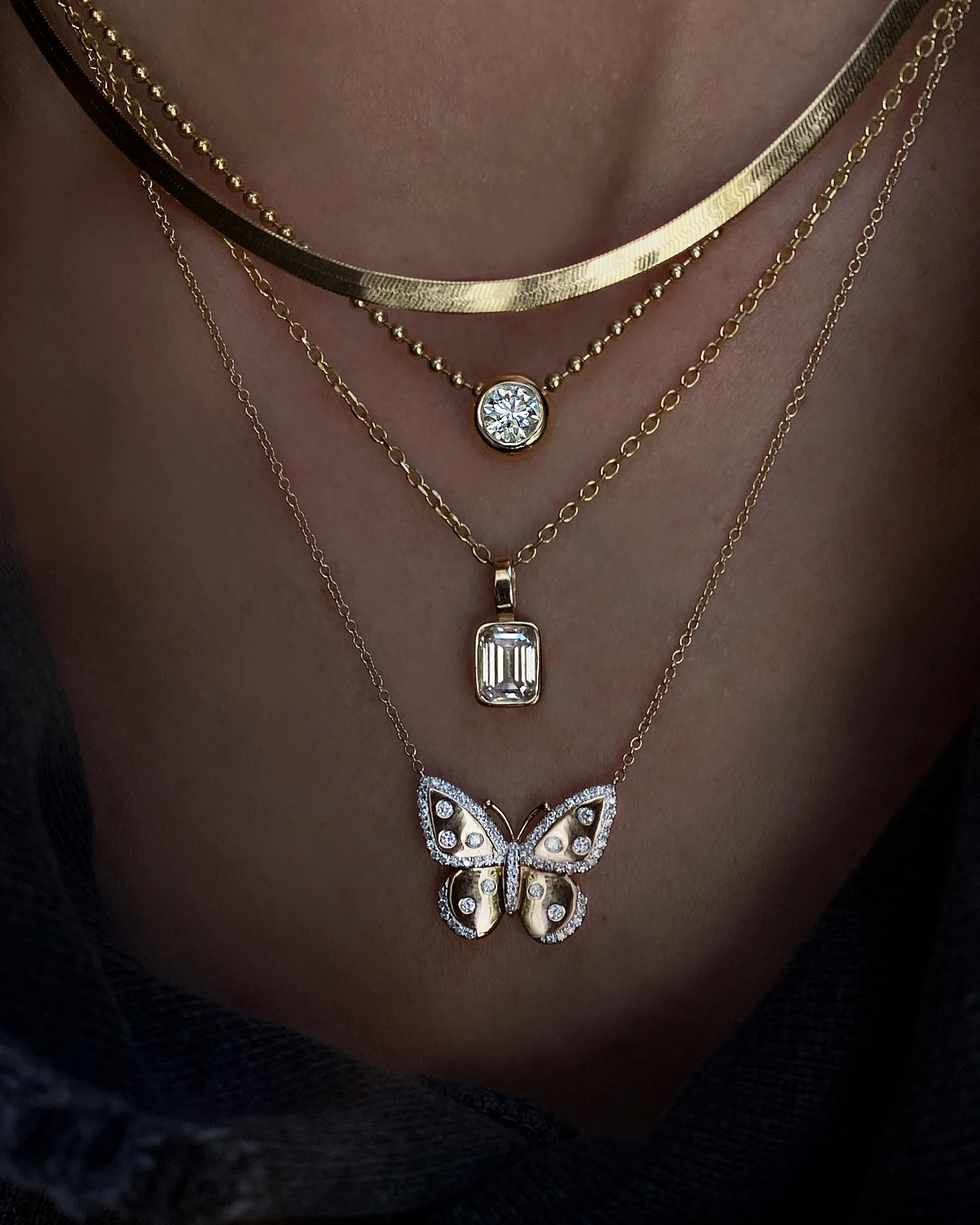 14kt gold and scattered diamond butterfly necklace - Image 2