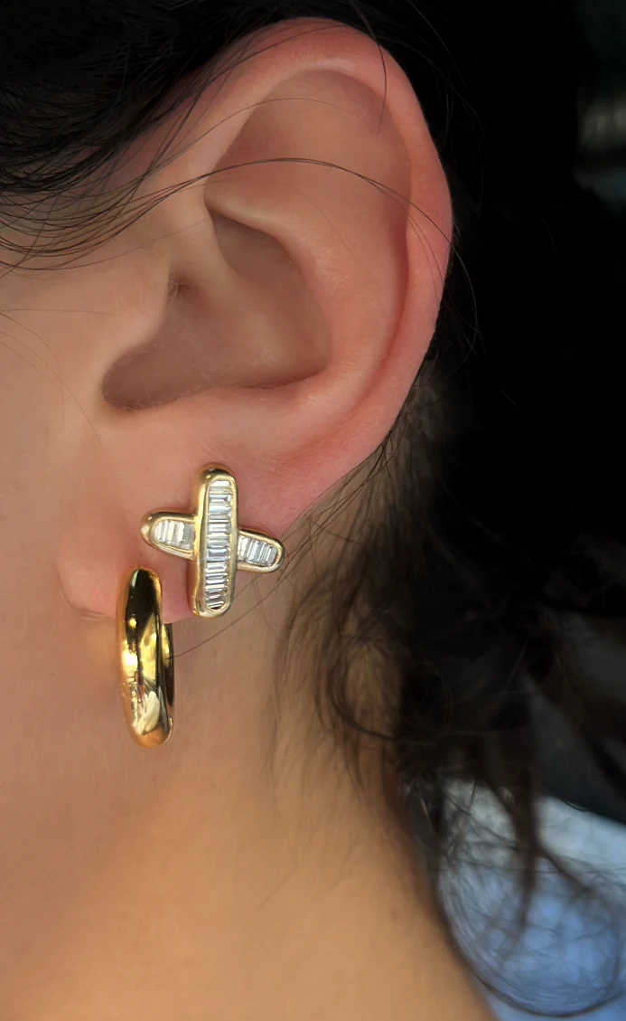 14kt gold baguette diamond x stud - Image 2