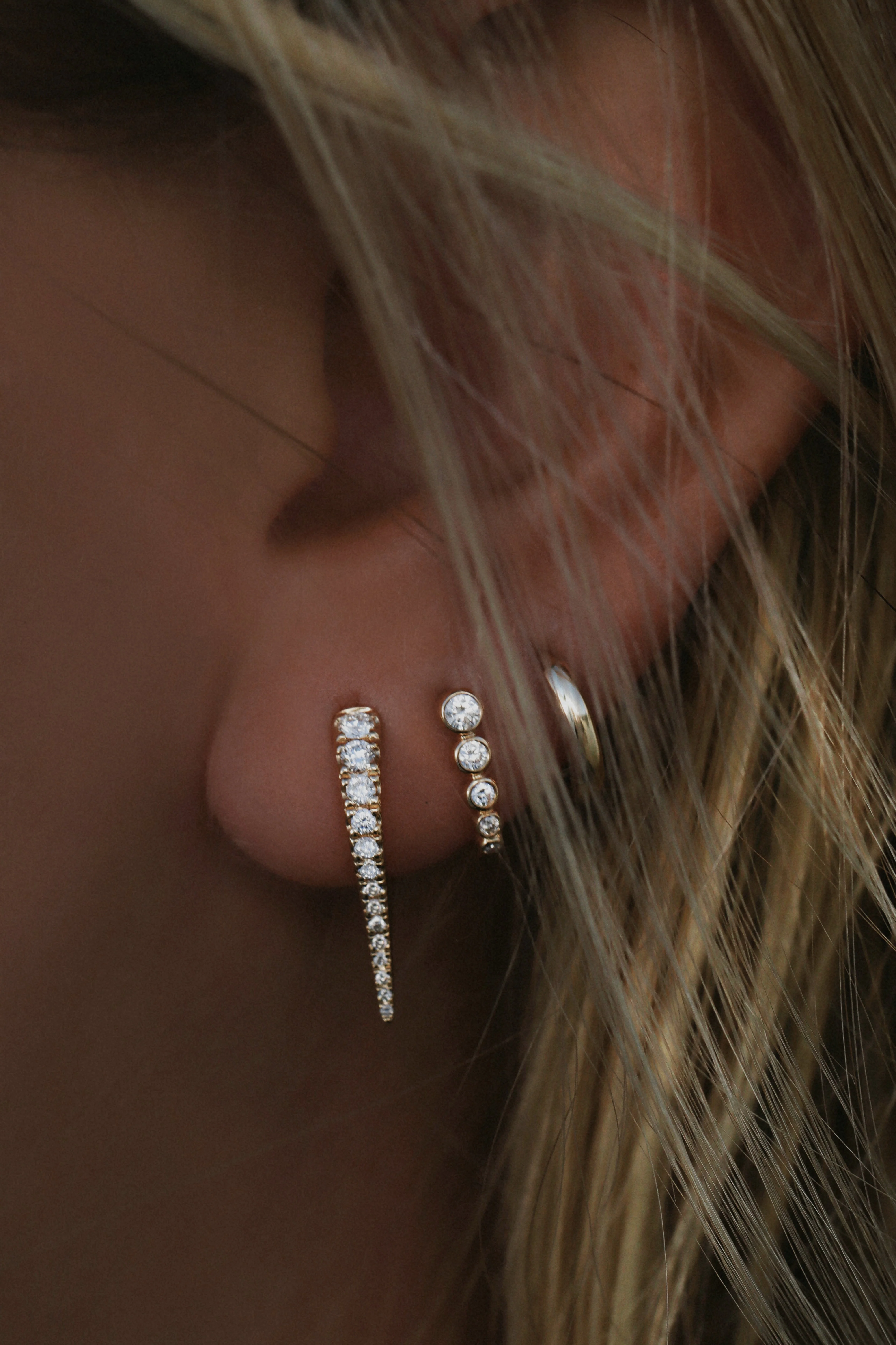 14kt gold classic gold baby hoop - Image 3