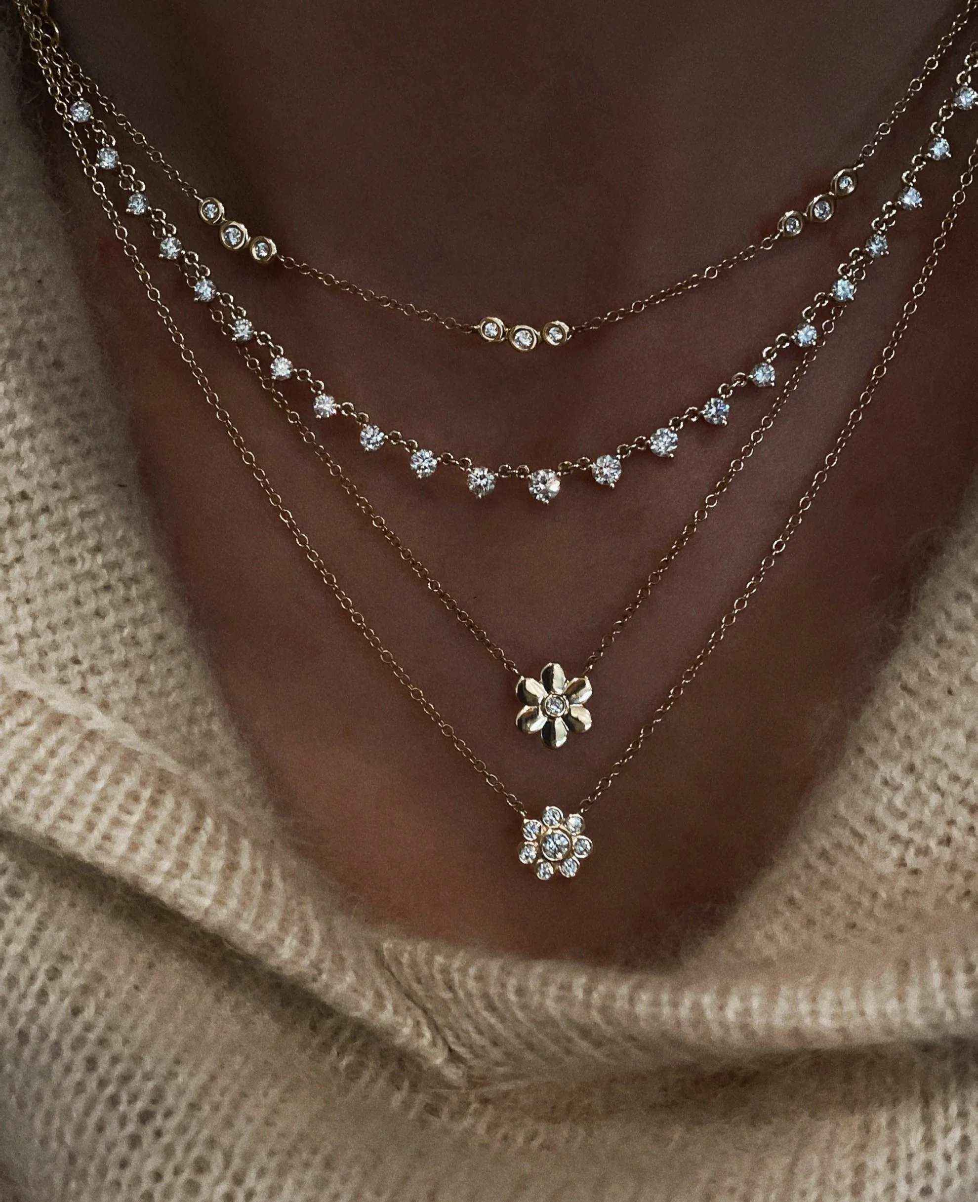 14kt gold diamond baby flower necklace - Image 2
