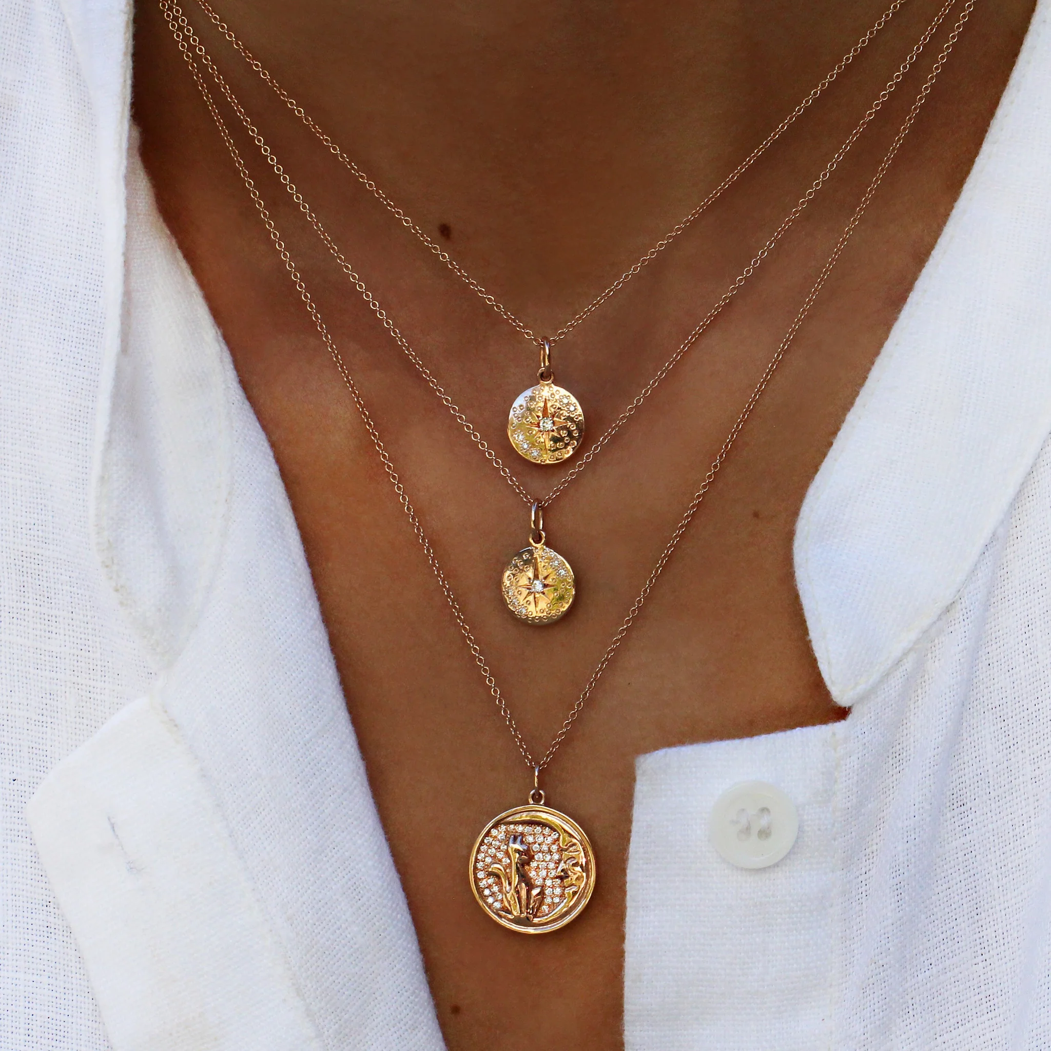 14kt gold diamond star and moon mini disk necklace - Image 5