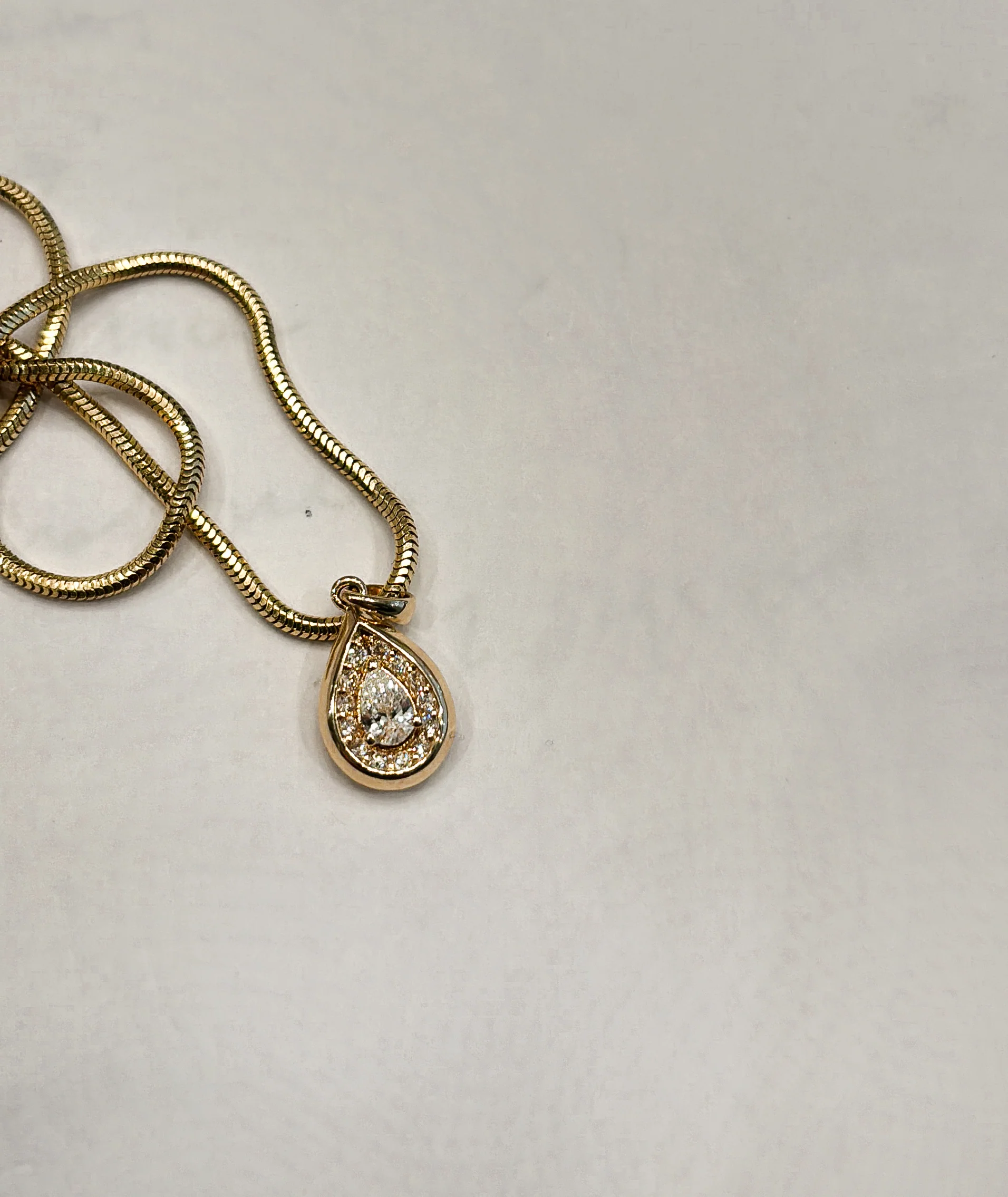 14kt gold diamond water drop necklace - Image 4