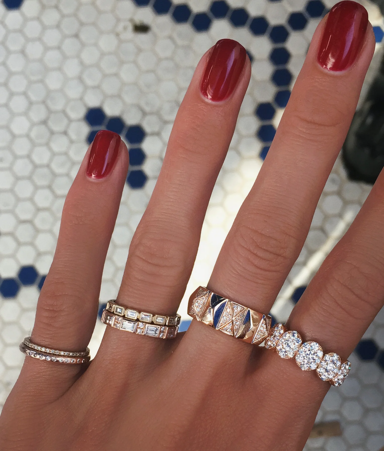 14kt gold five oval diamond band - Image 7