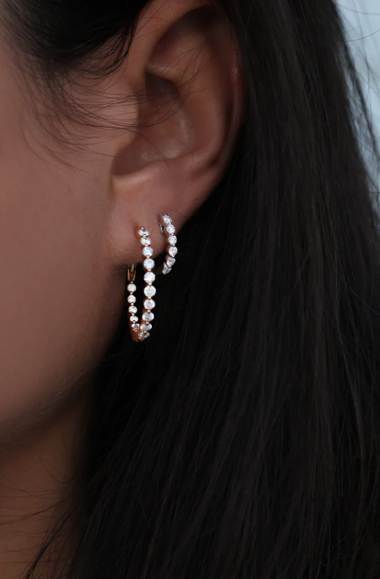 14kt gold floating diamond hoop earrings - Image 4