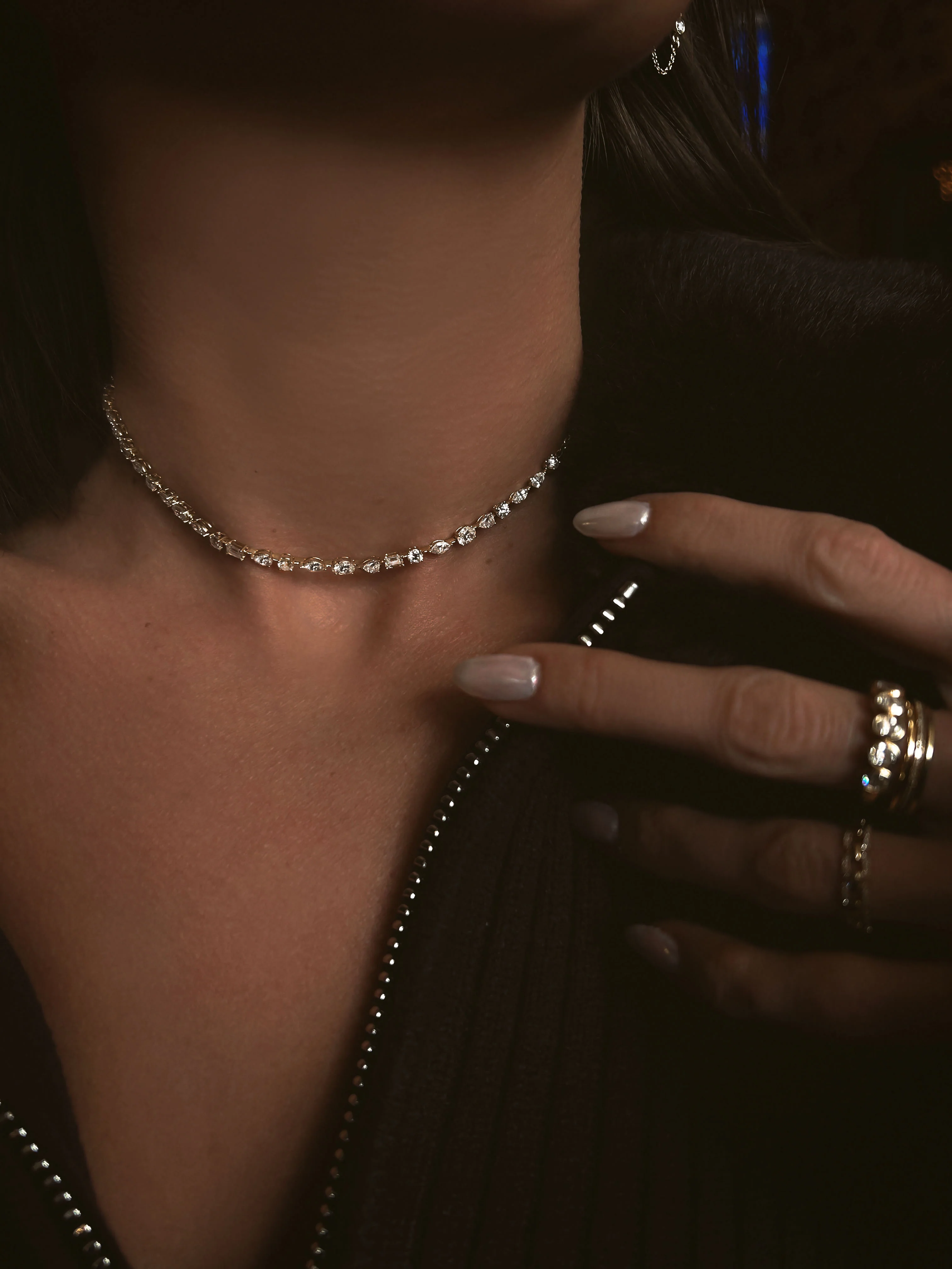 14kt gold floating mixed diamond choker - Image 4