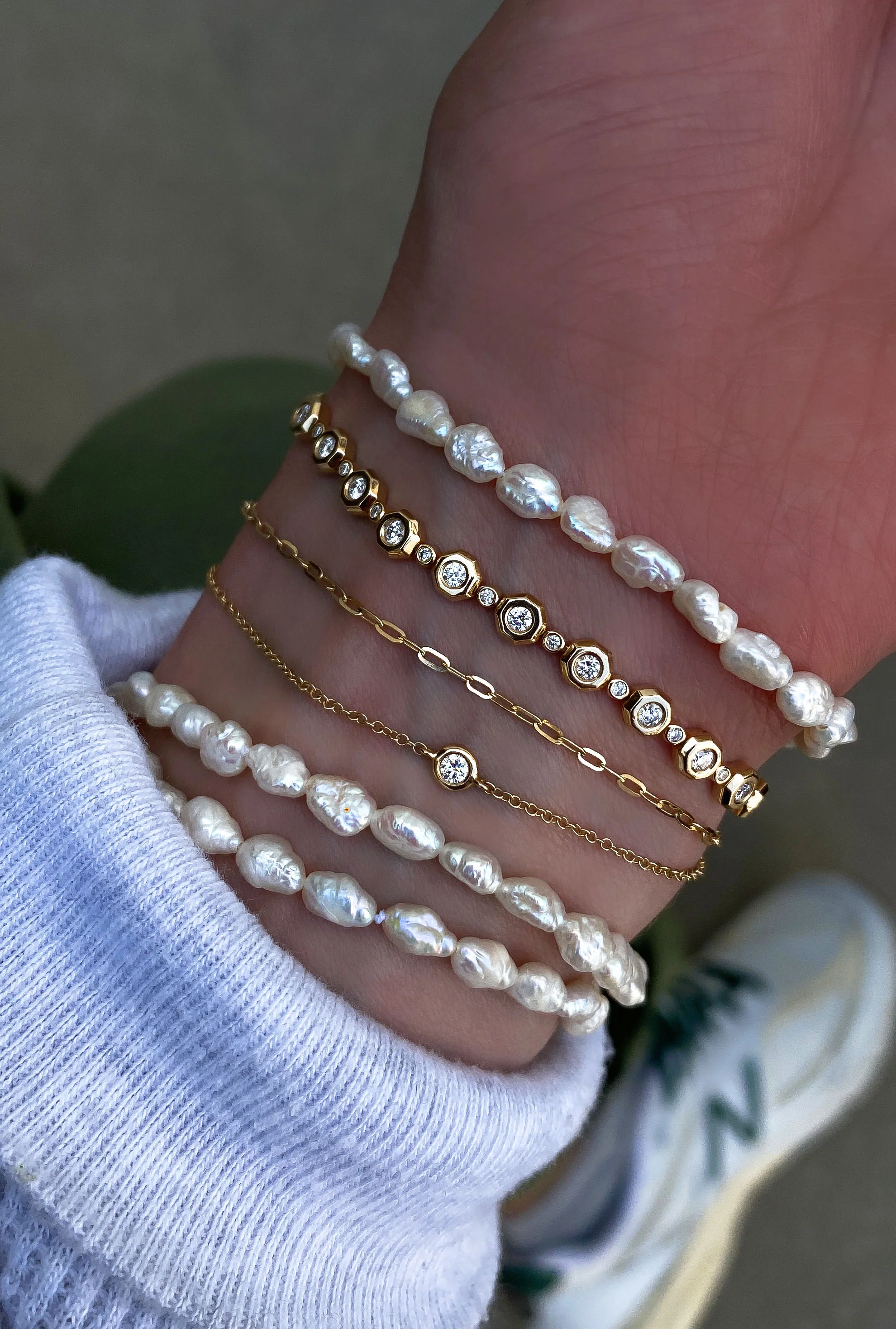 14kt gold fresh water pearl bracelet - Image 3