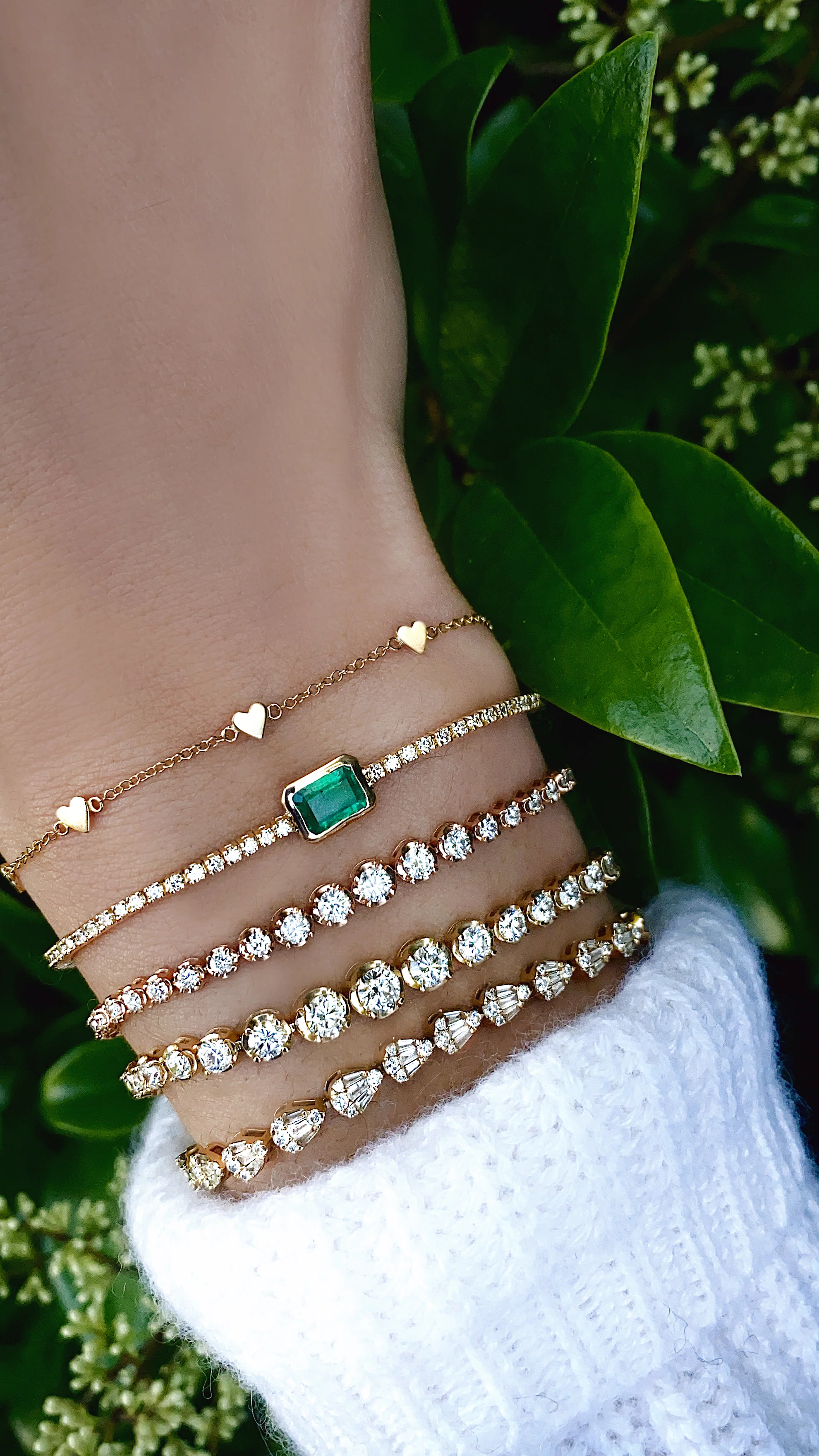 14kt gold full teardrop baguette diamond tennis bracelet - Image 7