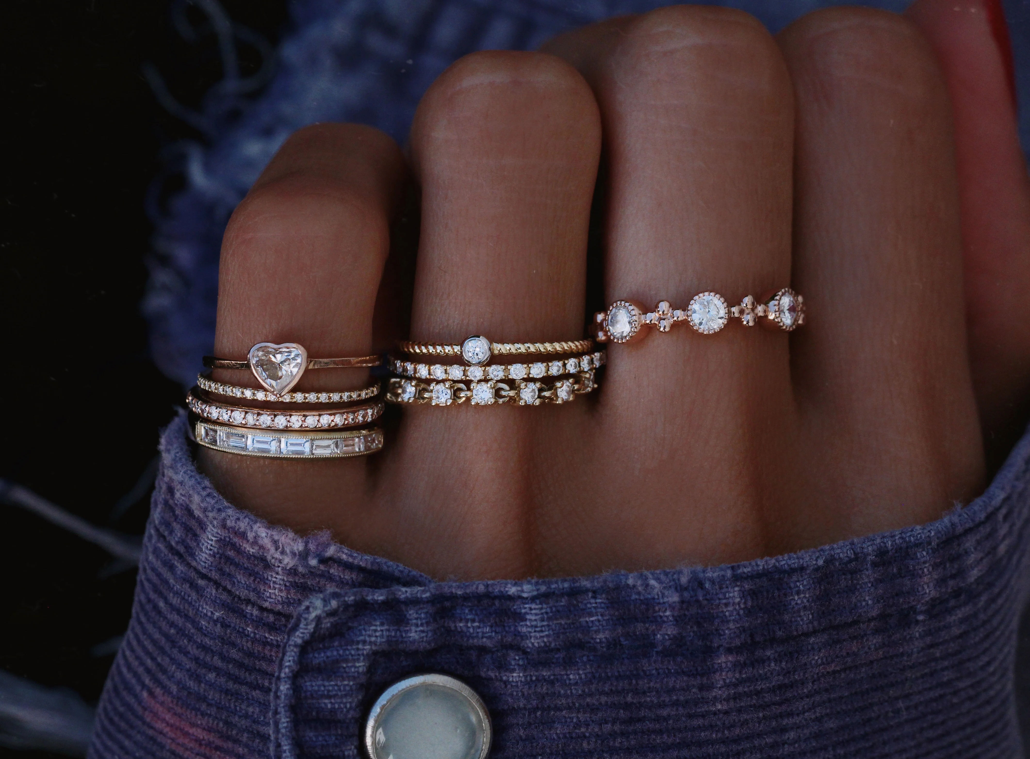 14kt gold half eternity baguette diamond ring - Image 4
