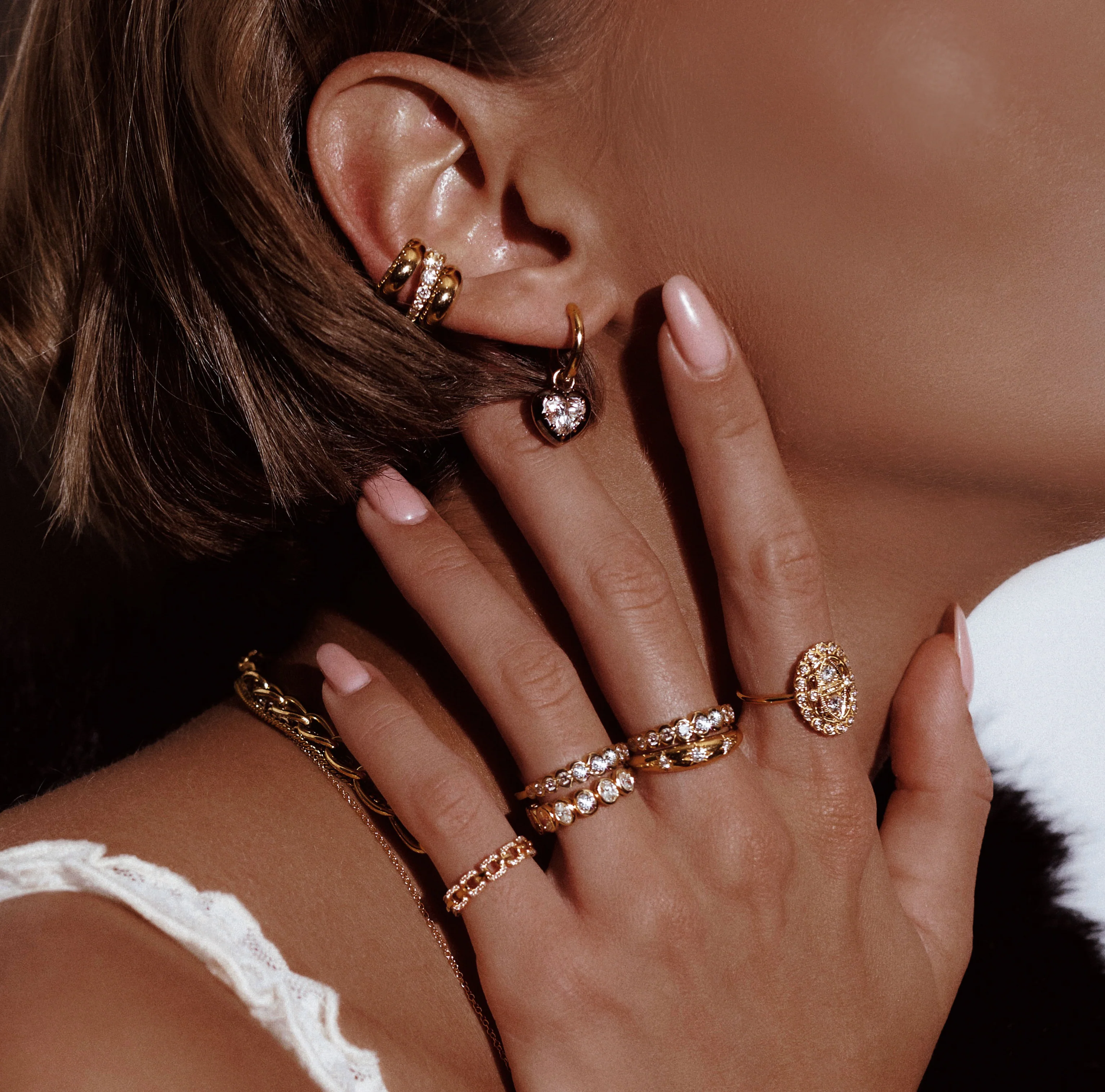 14kt gold heart diamond black orbit hoop - Image 2
