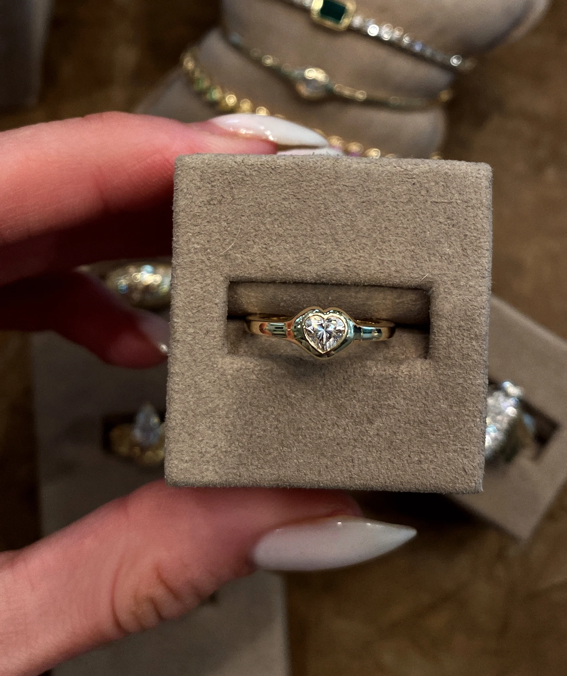 14kt gold heart diamond bubble ring - Image 4