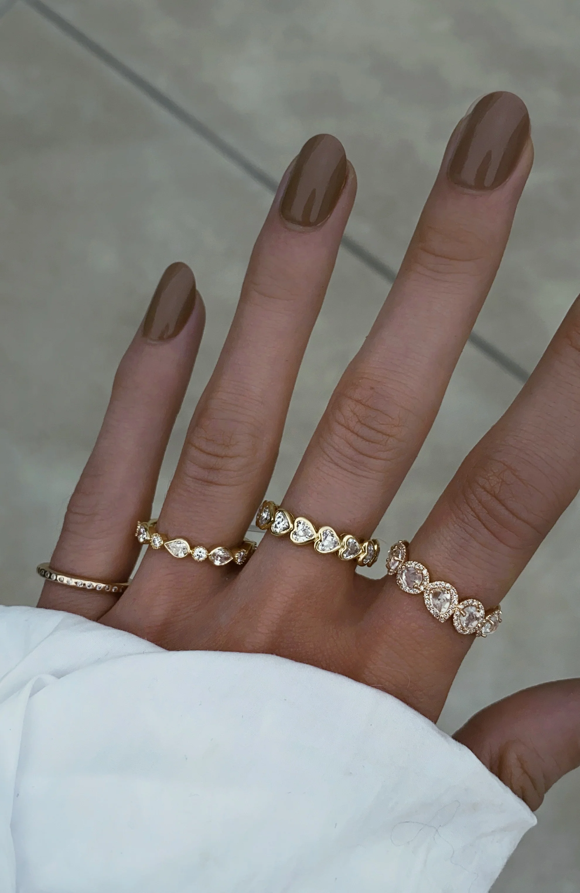 14kt gold heart diamond bezel ring - Image 6
