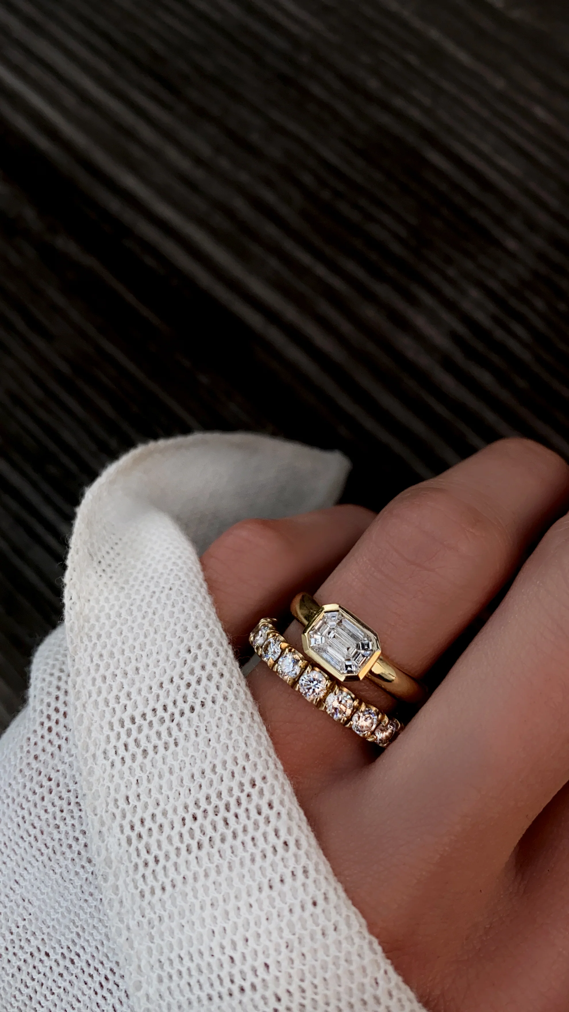 14kt gold illusion diamond thick bezel ring - Image 5