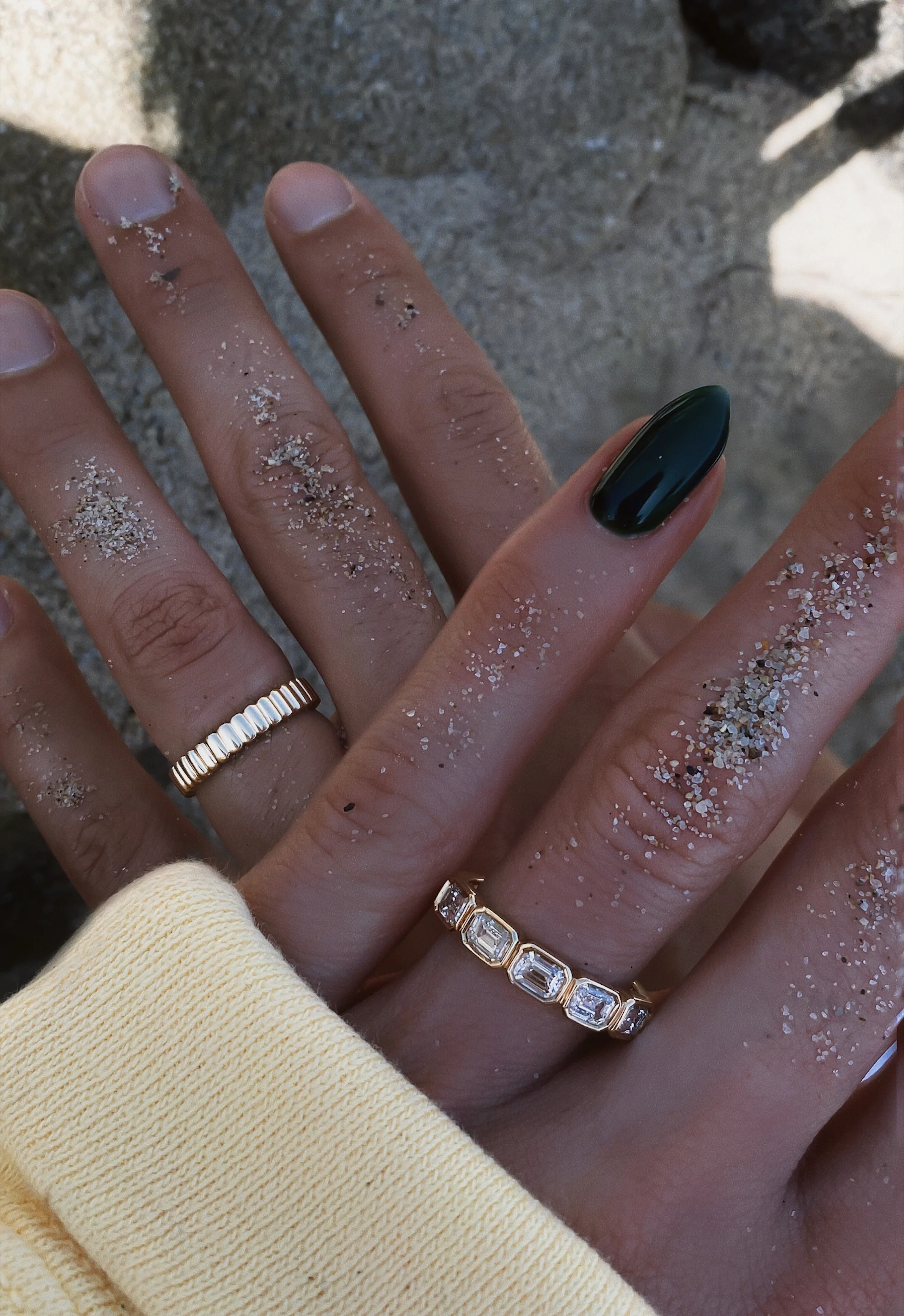 14kt gold ribbed ring - Image 3