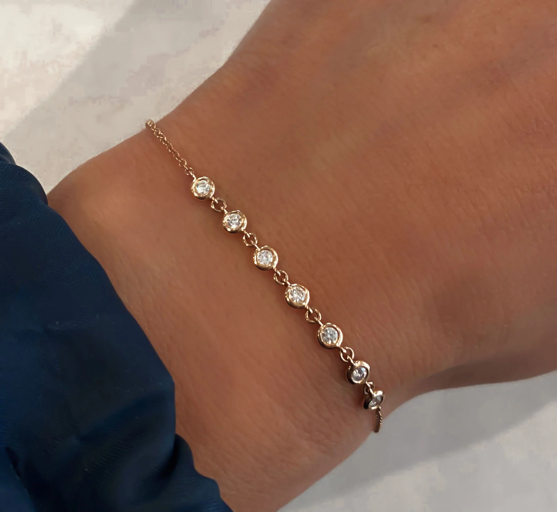 14kt gold seven diamond bezel bracelet - Image 2