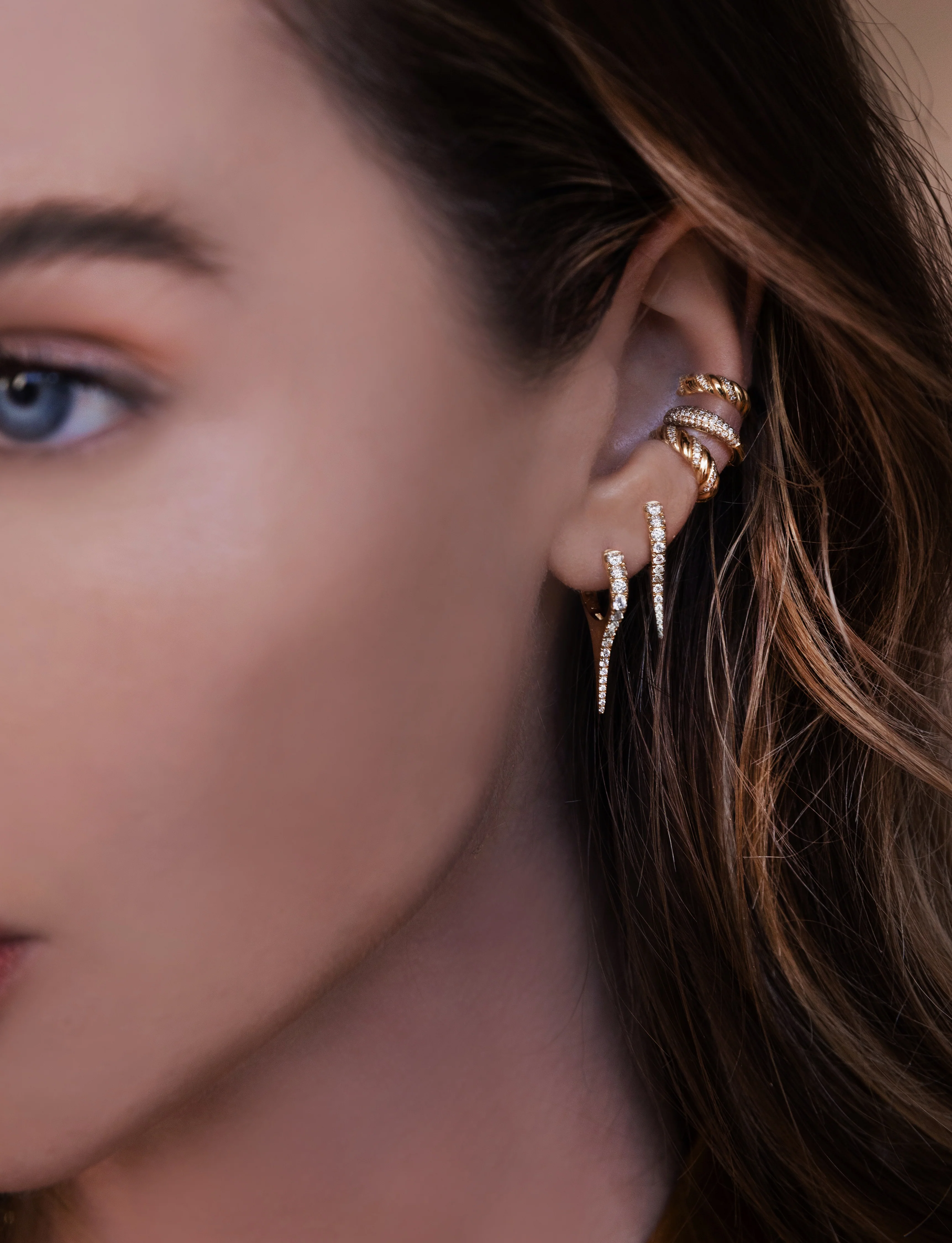 14kt gold diamond mini spike hoop - Image 3