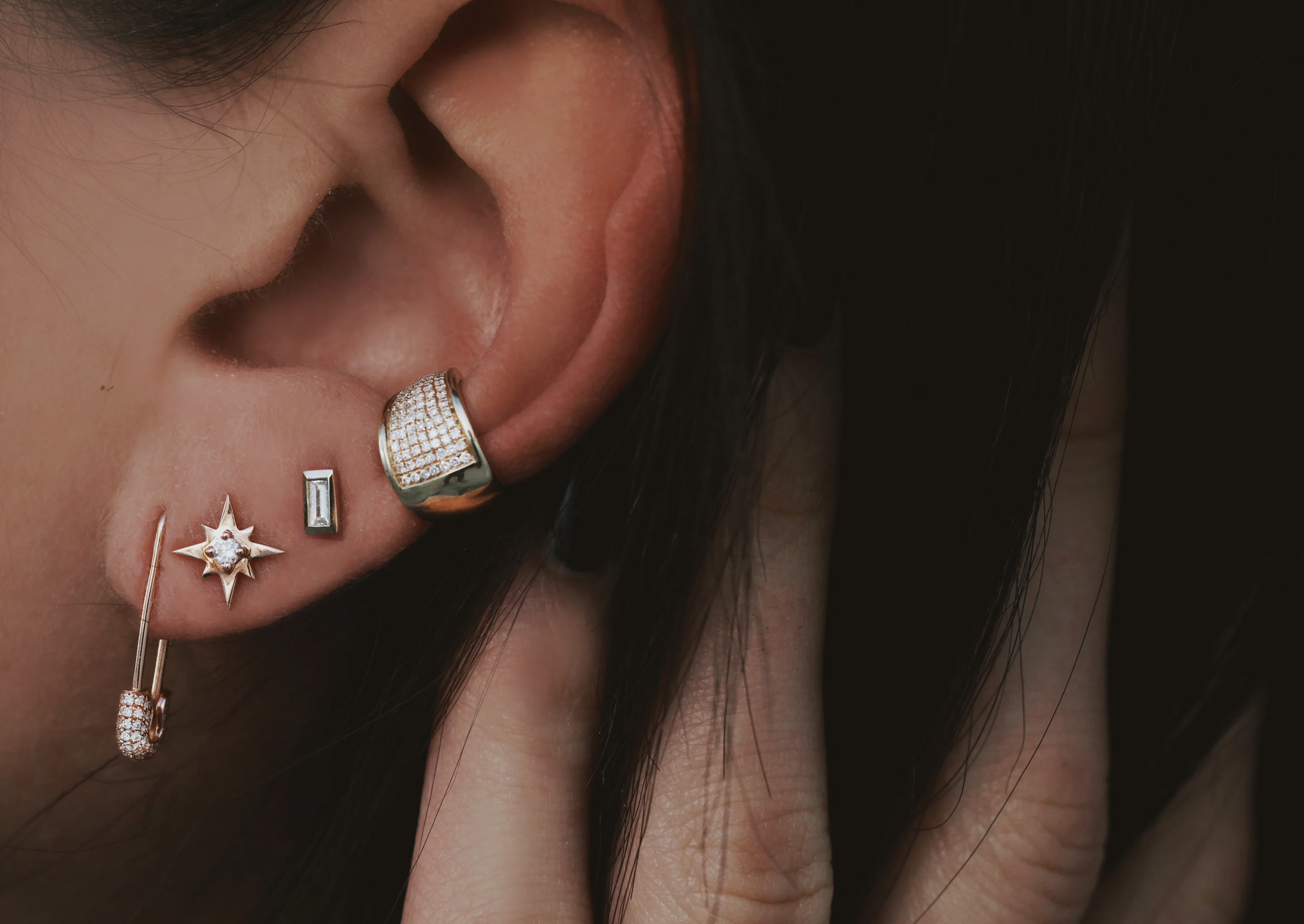 14kt gold single diamond star studs - Image 3