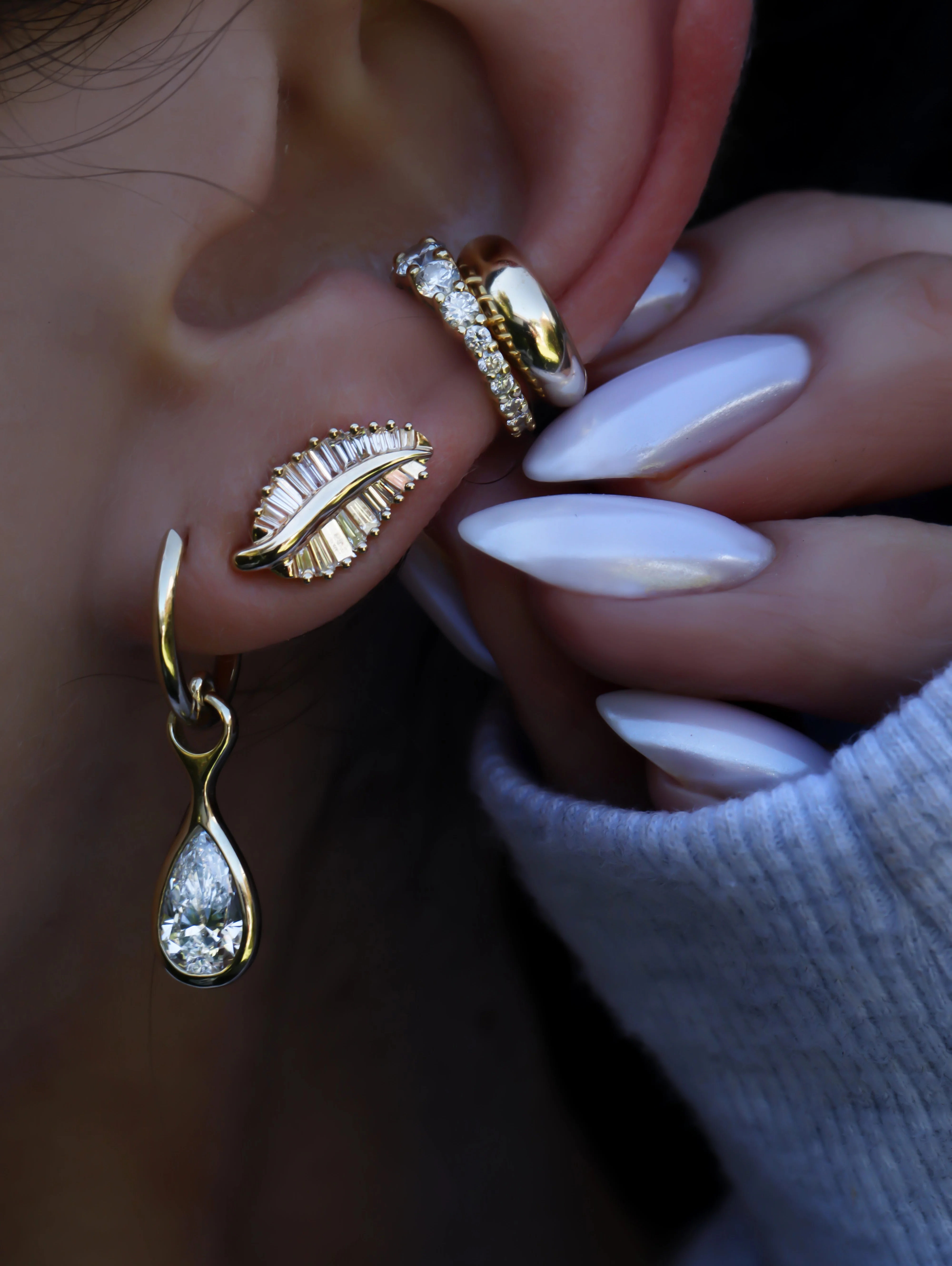 14kt gold teardrop diamond water drop hoops - Image 2