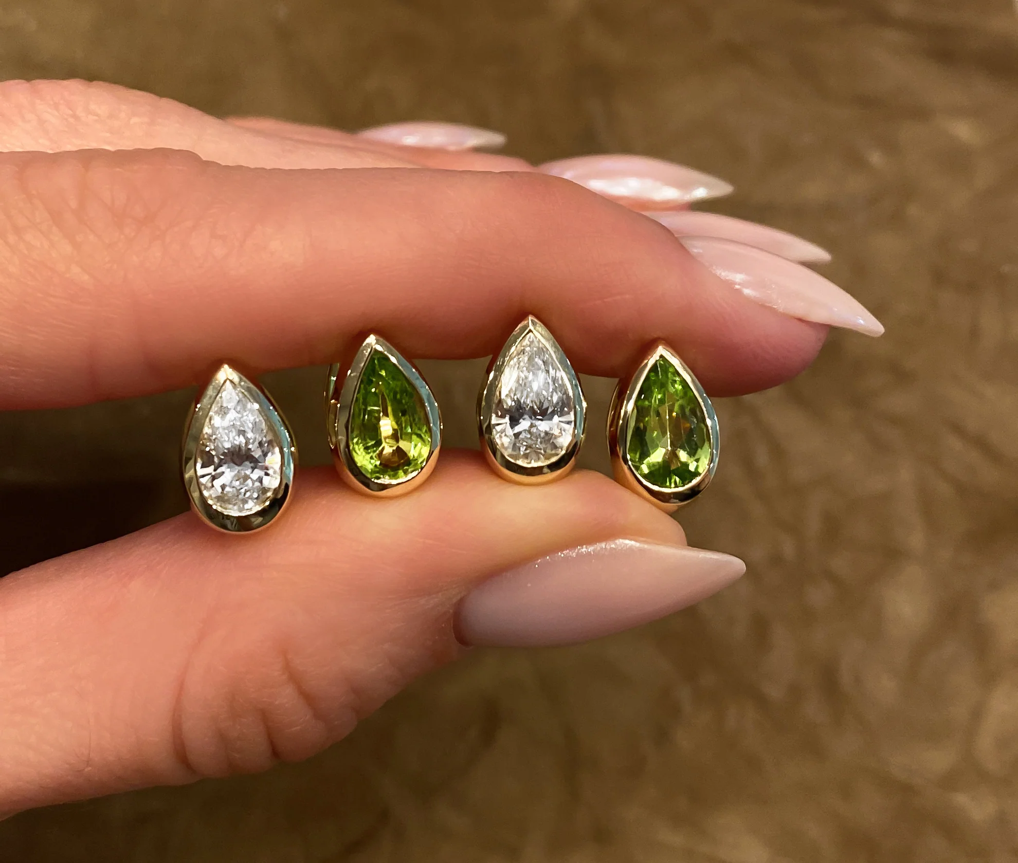 14kt gold teardrop peridot bezel hoop - Image 3