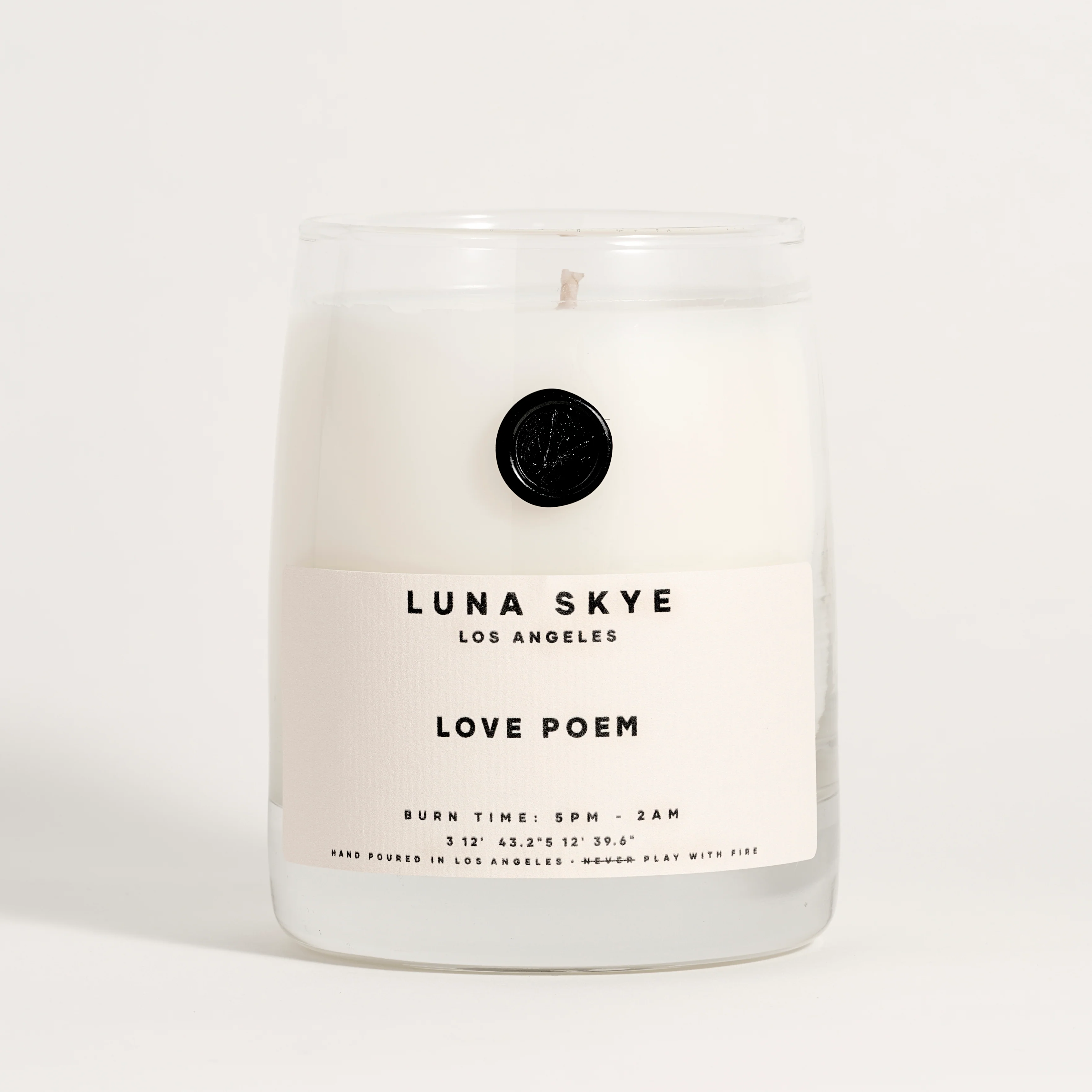 Love Poem Classic Candle 245g - Image 5