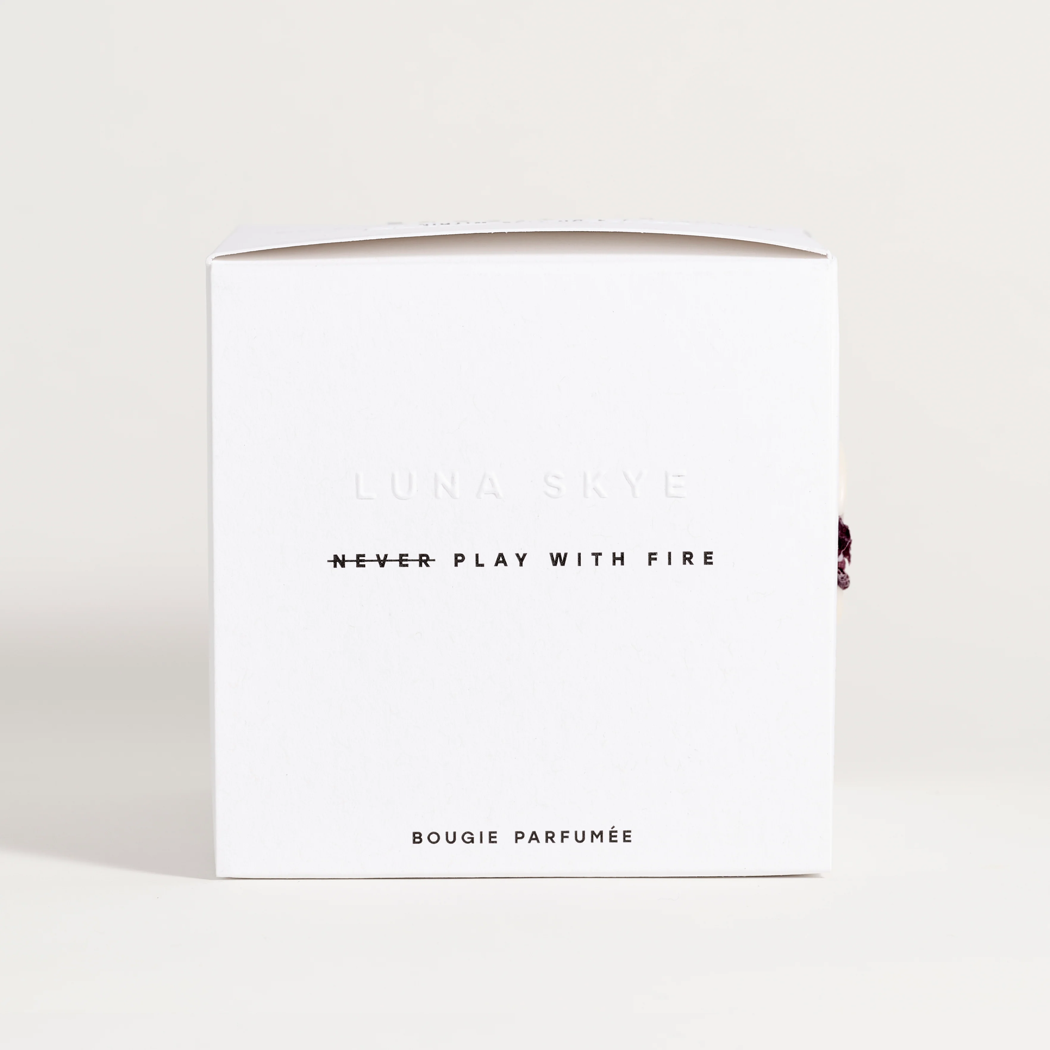 Love Poem Classic Candle 245g - Image 7